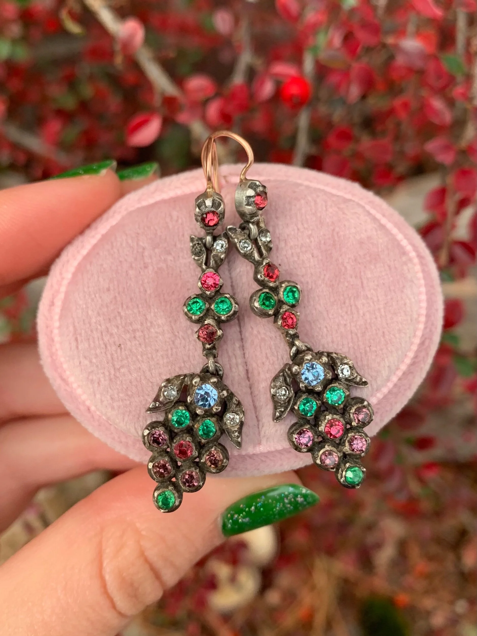 C6276ABC-B553-4054-8B29-26E7D1BE6E3A