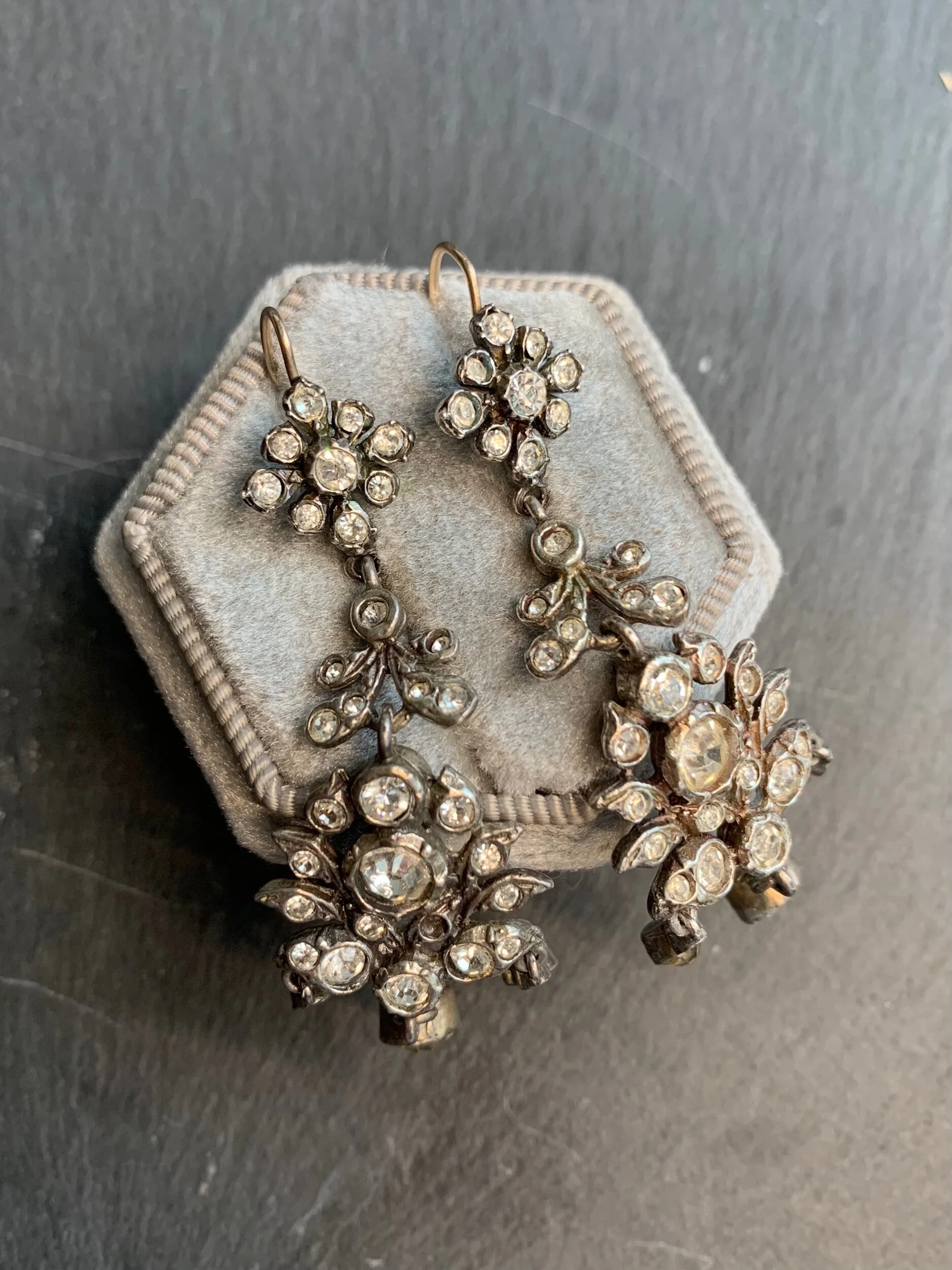 7101EE43-0F73-42F6-AF91-1E1FCC52C2CC