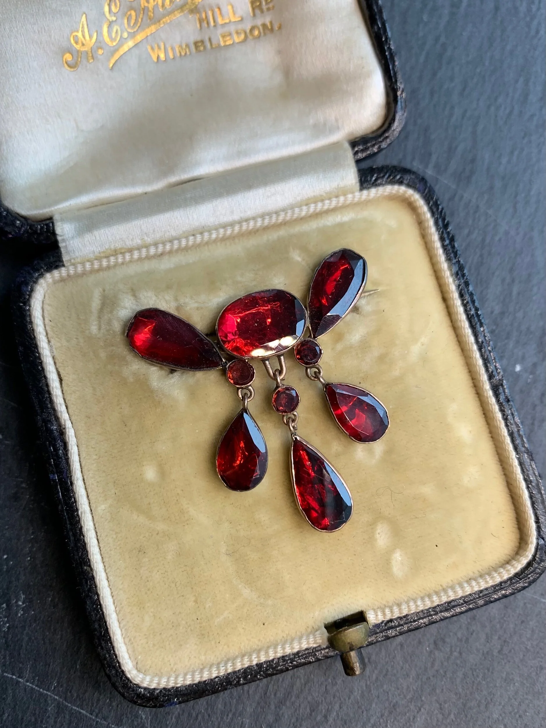 321A3DD7-D6B0-439C-A06D-C1E8FD75EC3B