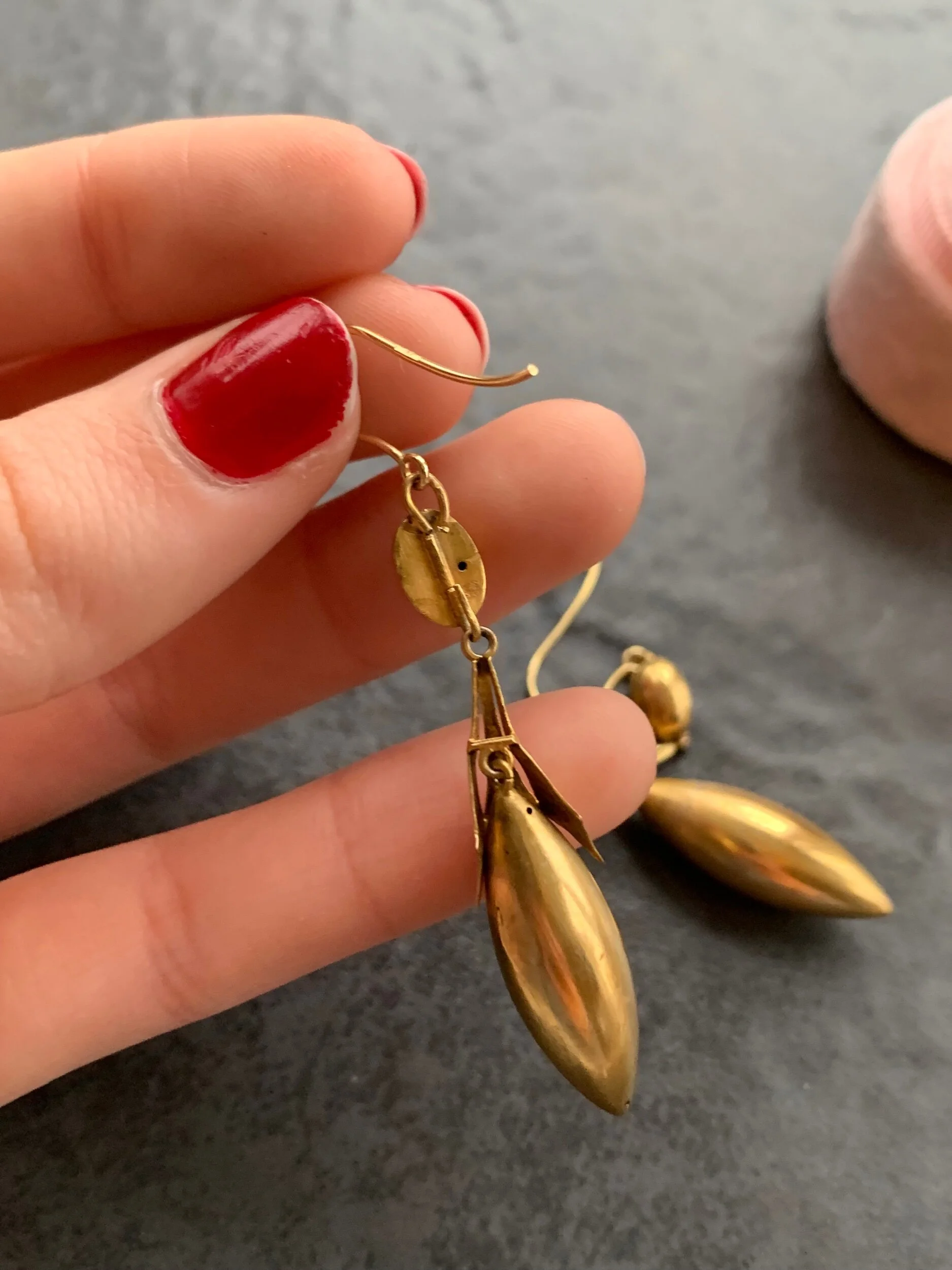 8FBEAE74-C501-4DAB-B376-7C4BE8F03BB2