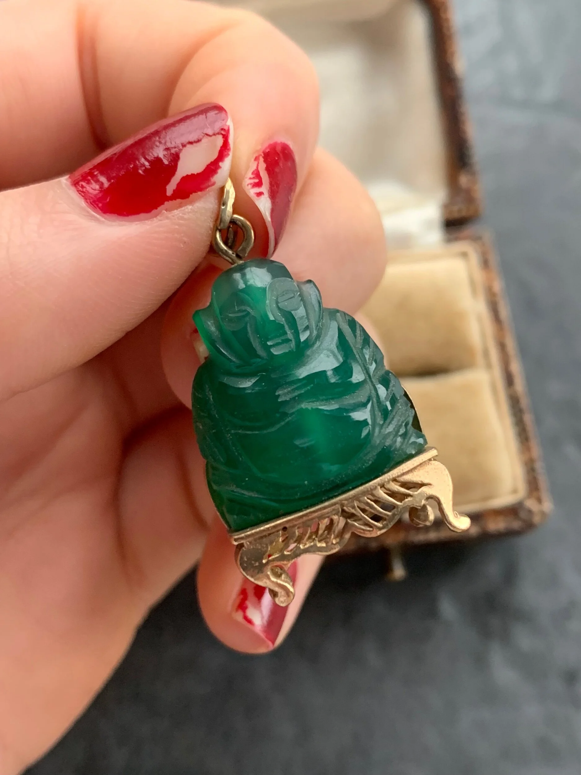 CE0F3E72-E1A0-4ED8-A23C-4F9D45F8DC31