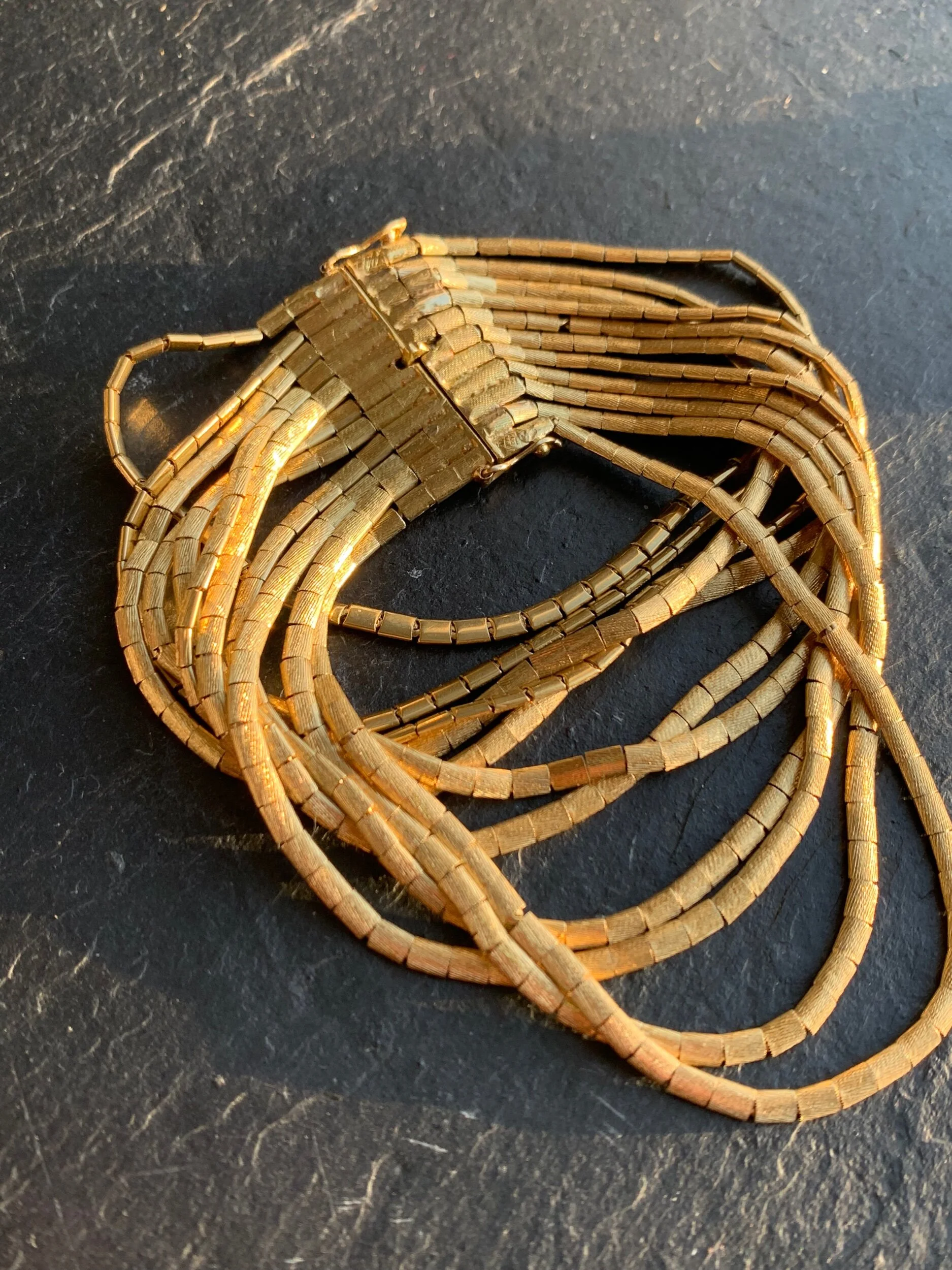 F5B13E68-6324-4D43-9174-EFCA0826D947