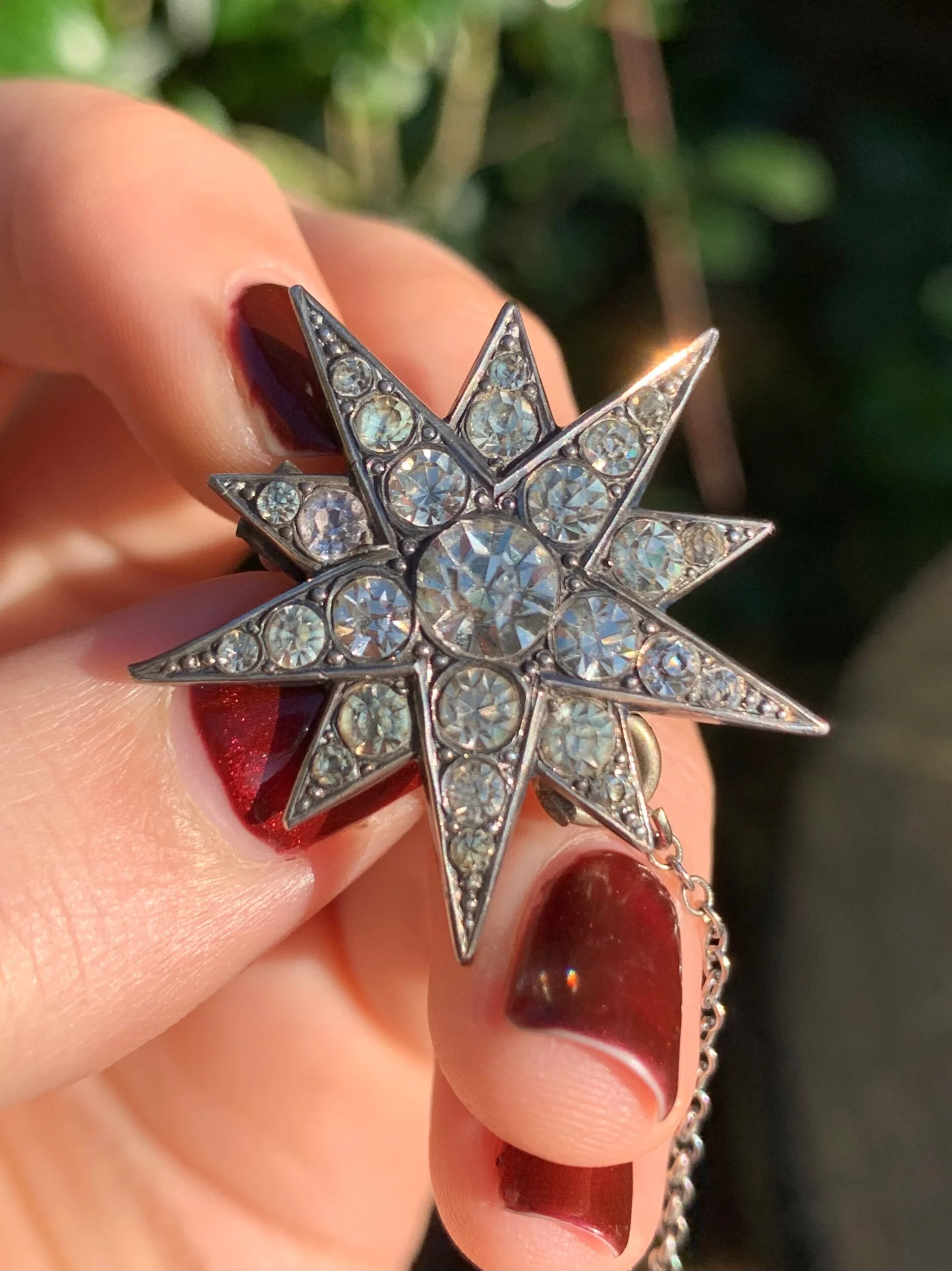 CF14AEED-C332-4633-A26A-6E76EEC33FBC