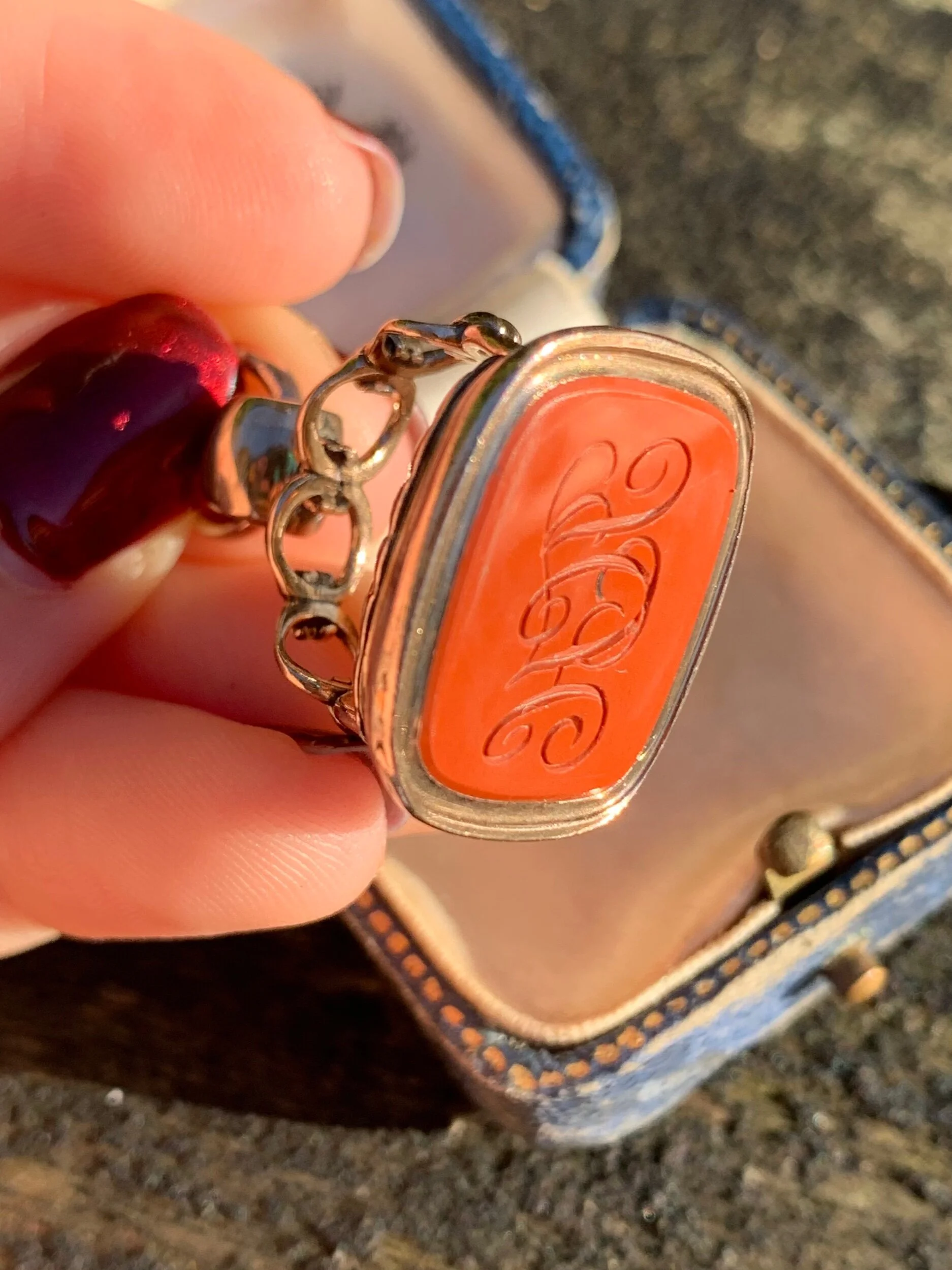 6E28E543-91EA-40EC-A77B-E1ECEC473212