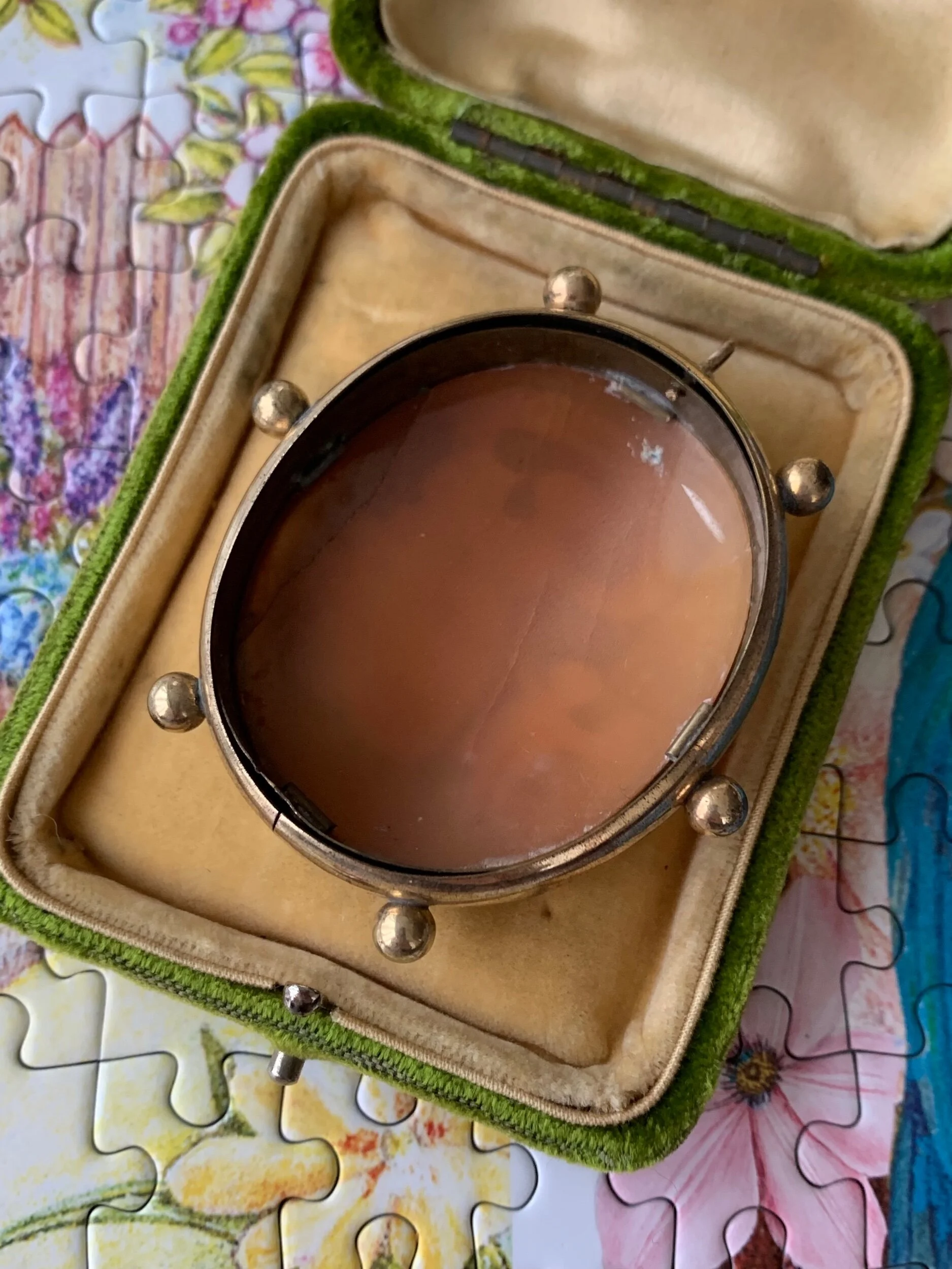 5852D419-F12D-456E-B7A2-05EC18DF9566