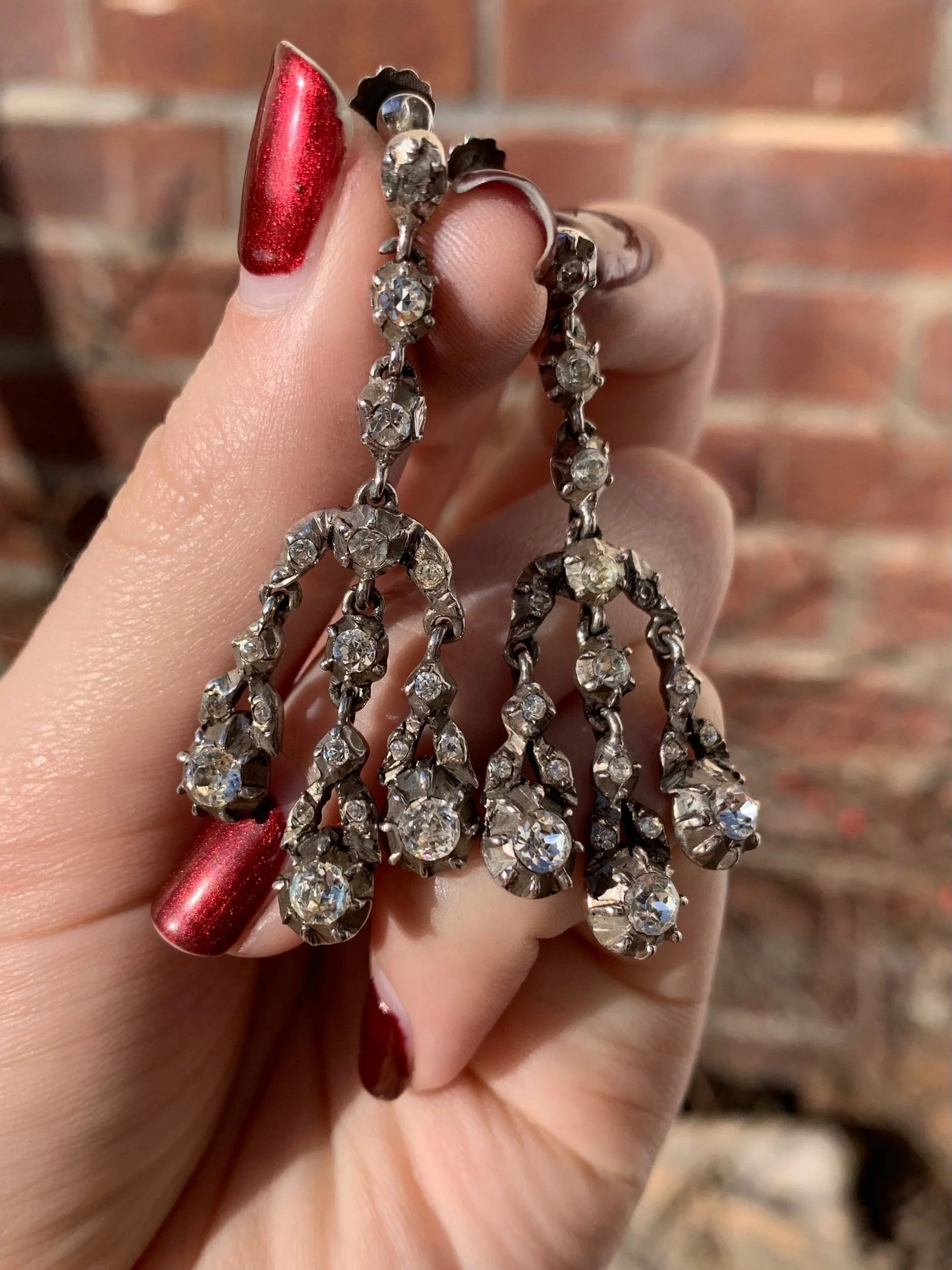 188767D9-5775-4375-A3AE-EF0C21630A5D