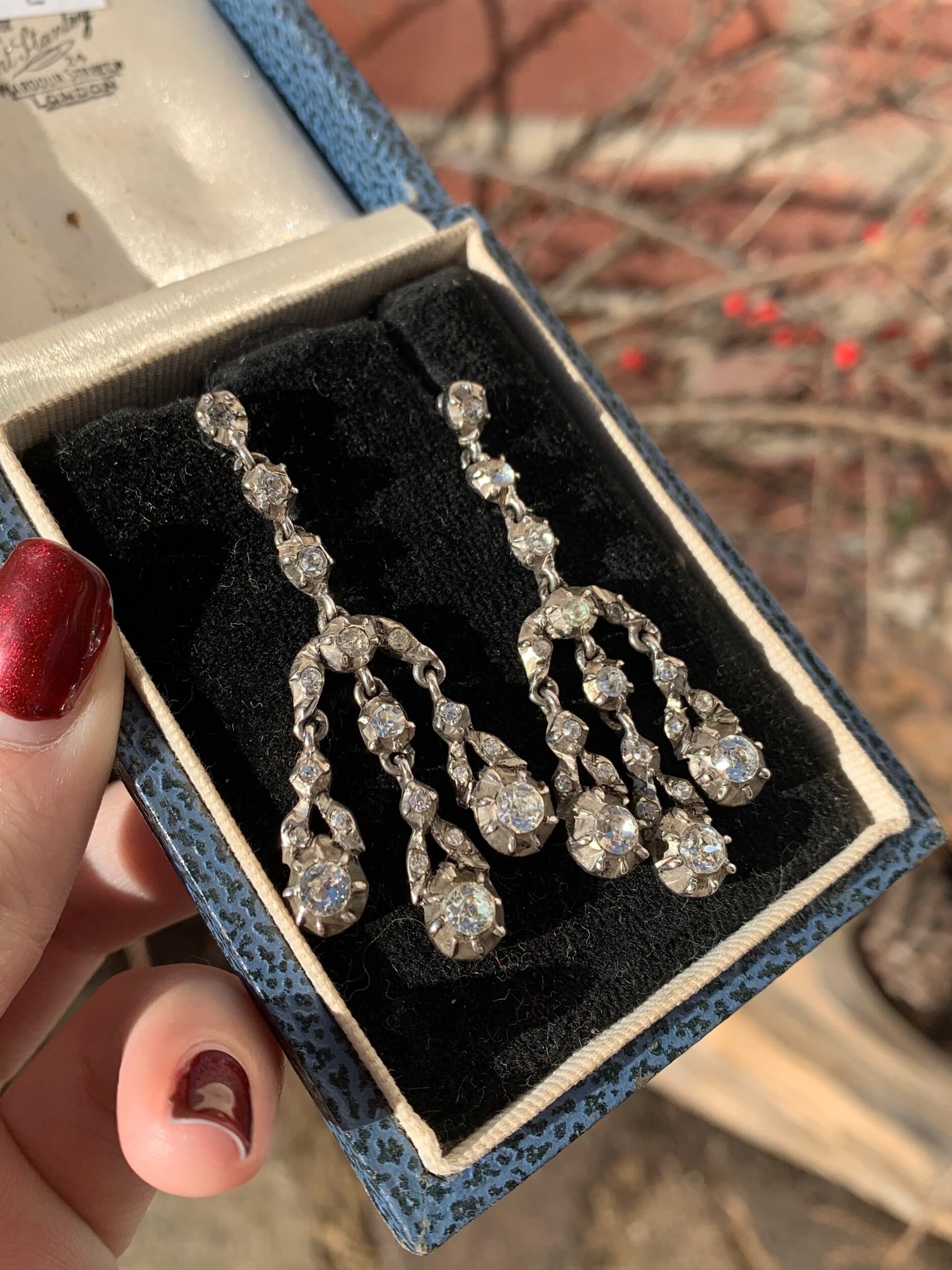 C38CCB2D-358E-4014-B599-AA493A34A691