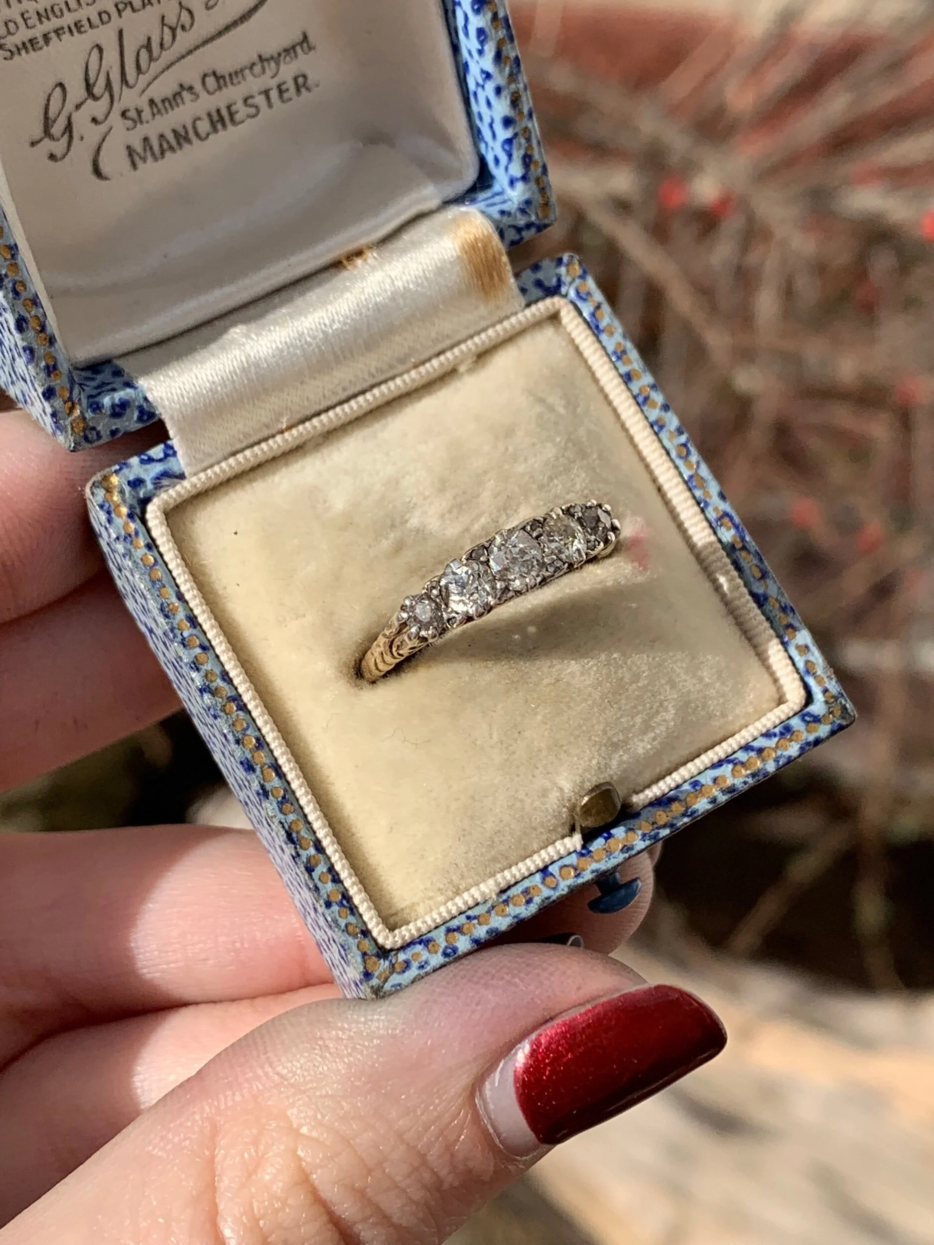 A27C6F92-17B0-498A-B434-3D91EF8CFB56