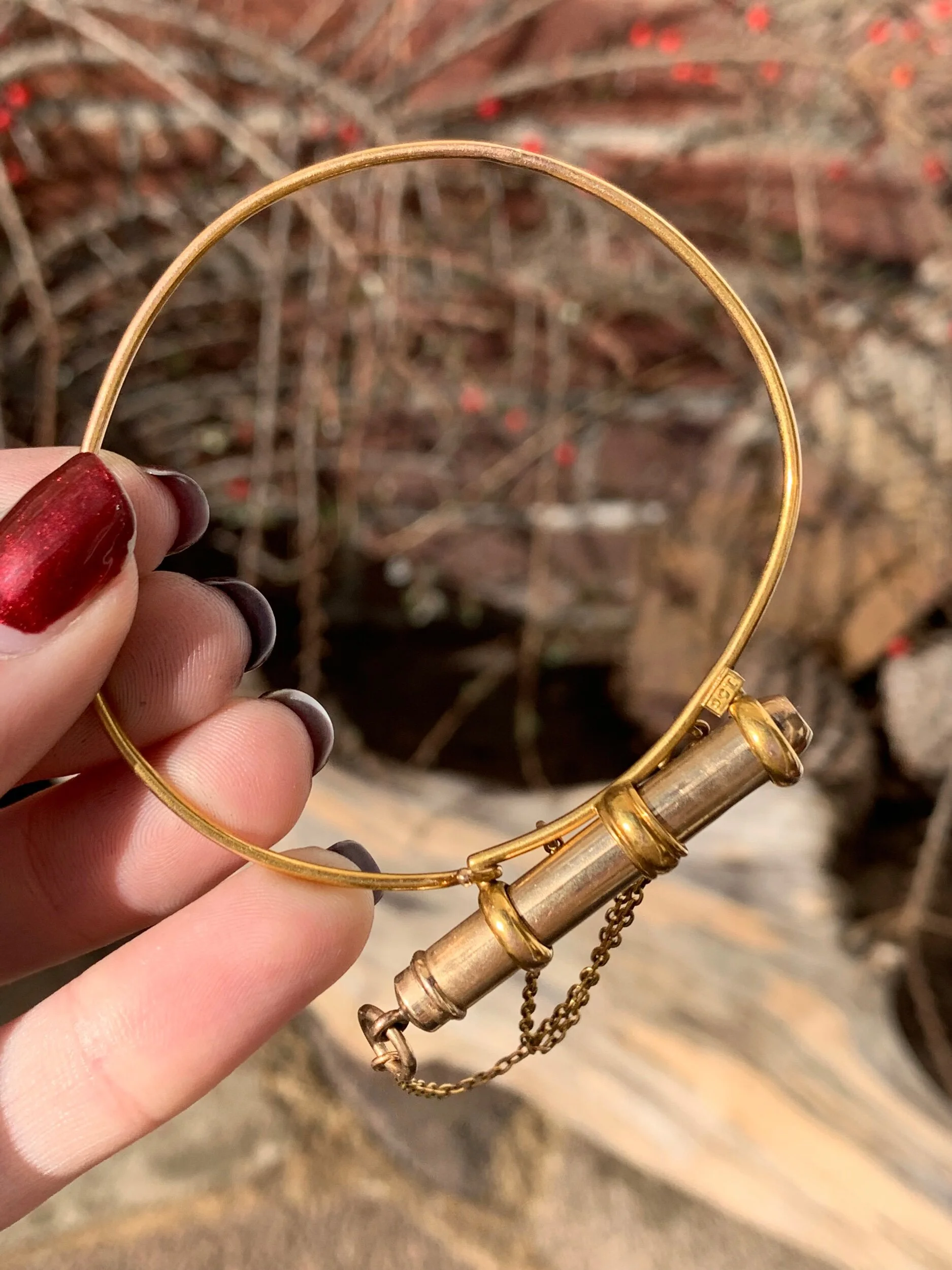 D0D0A4AC-2CFC-42F6-B22B-FB55FC6DE62E