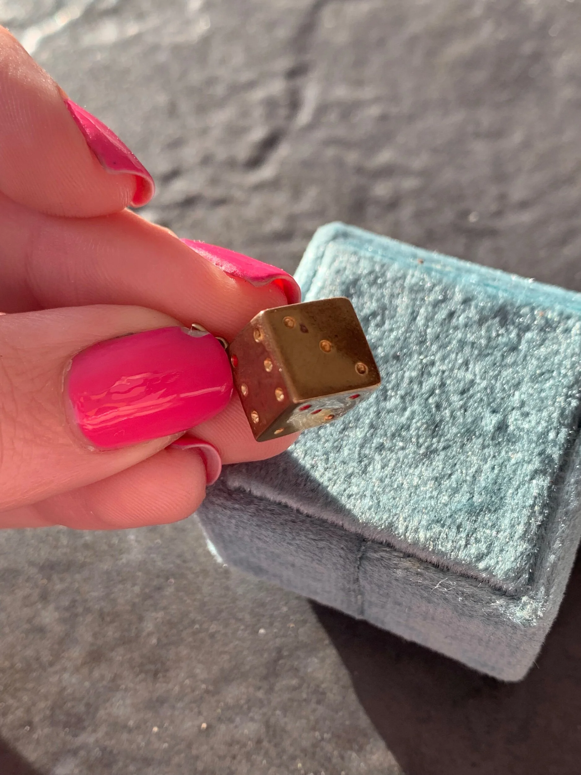 4464D59C-29D0-4074-A84C-39A34796B5FD