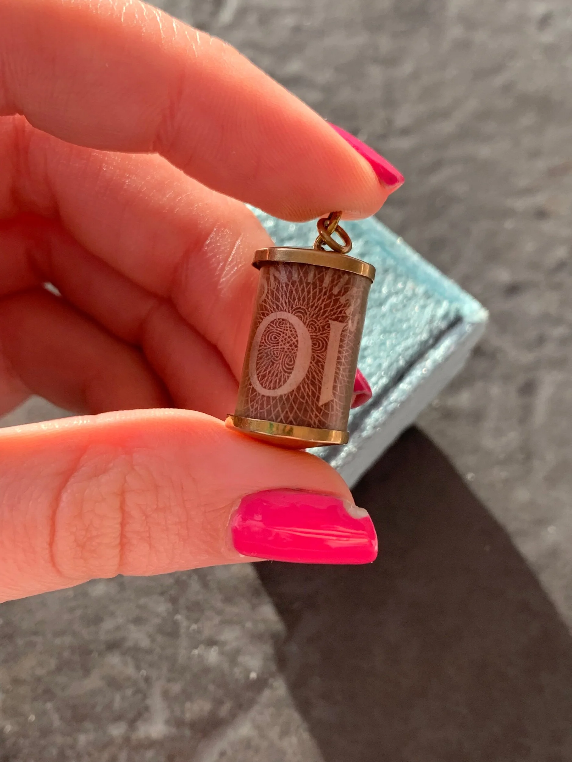 0CD2ED20-BF9A-4354-93B8-FA23AAAE95D4