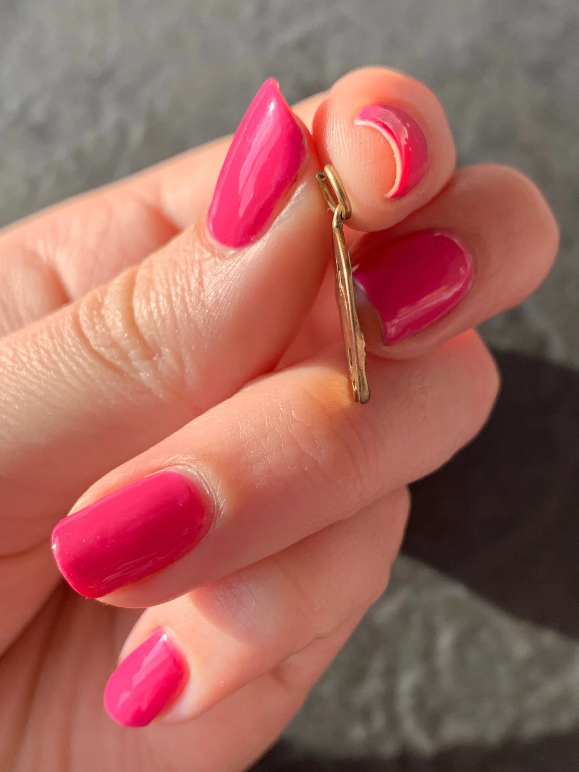 92187DFA-3A1D-4F23-85FE-F05A5DFAD52B