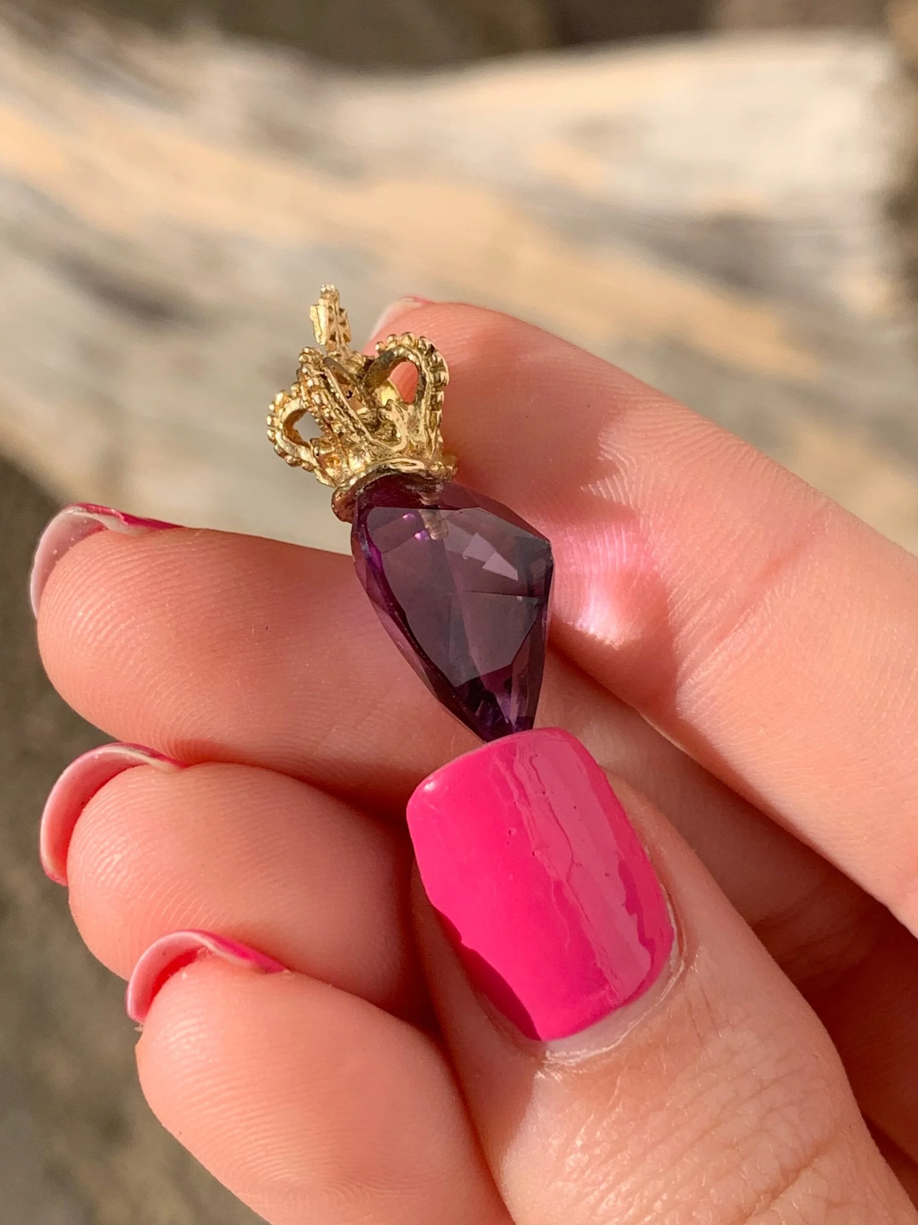 B84EC16C-E031-426D-B8B8-64B76C1095FC