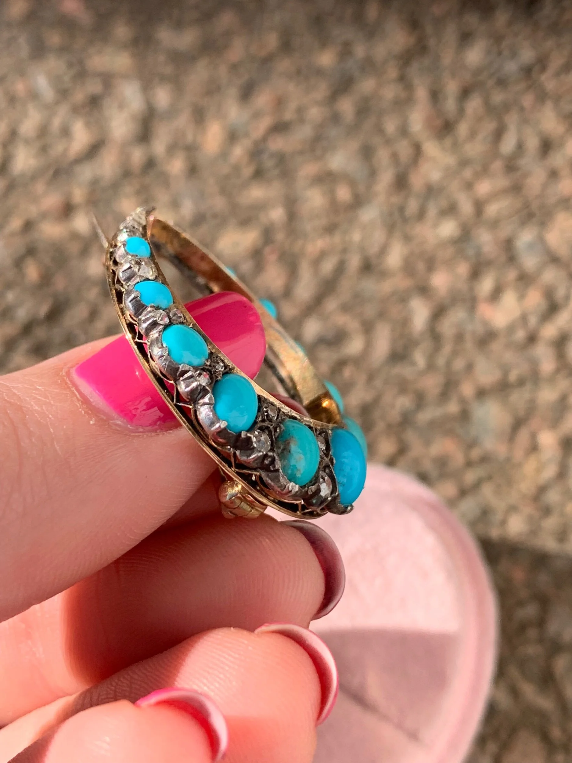 231503E7-7154-450E-ADA6-E39F0C64FAEB