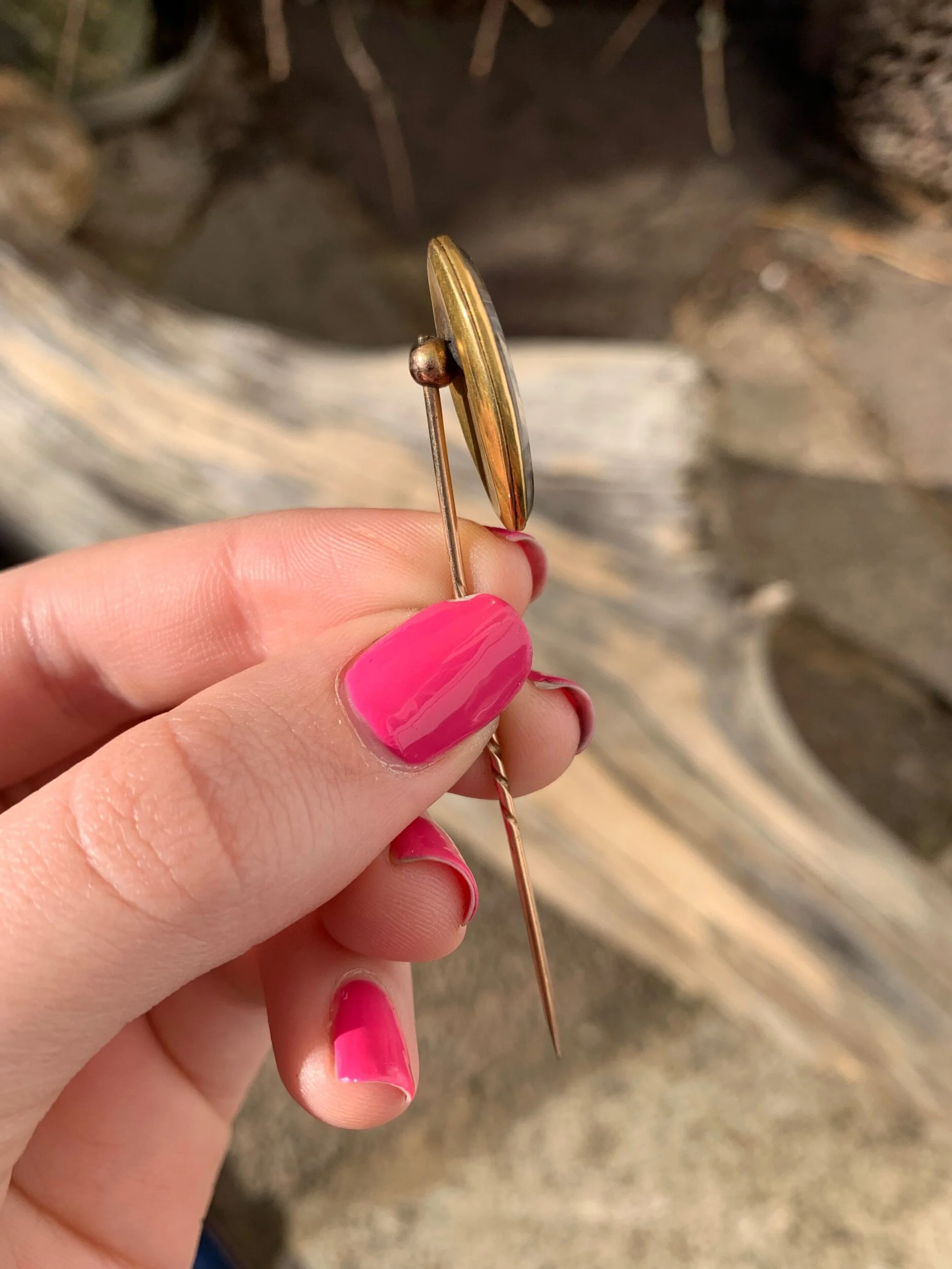 86C55A43-91F1-40BA-A11B-0959D42DFD42