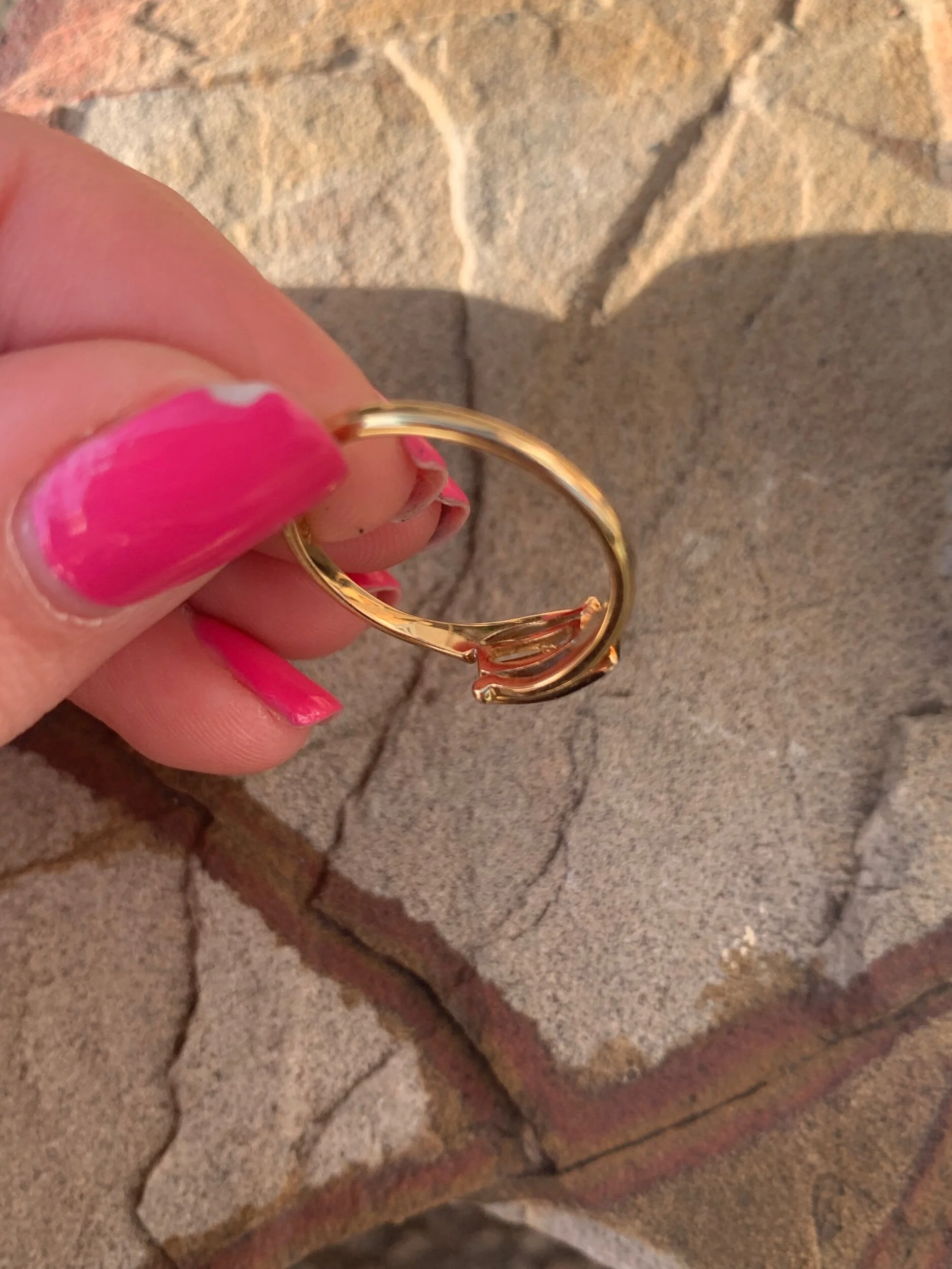 9E855034-7861-48EF-8695-7D9D8CC8C34F