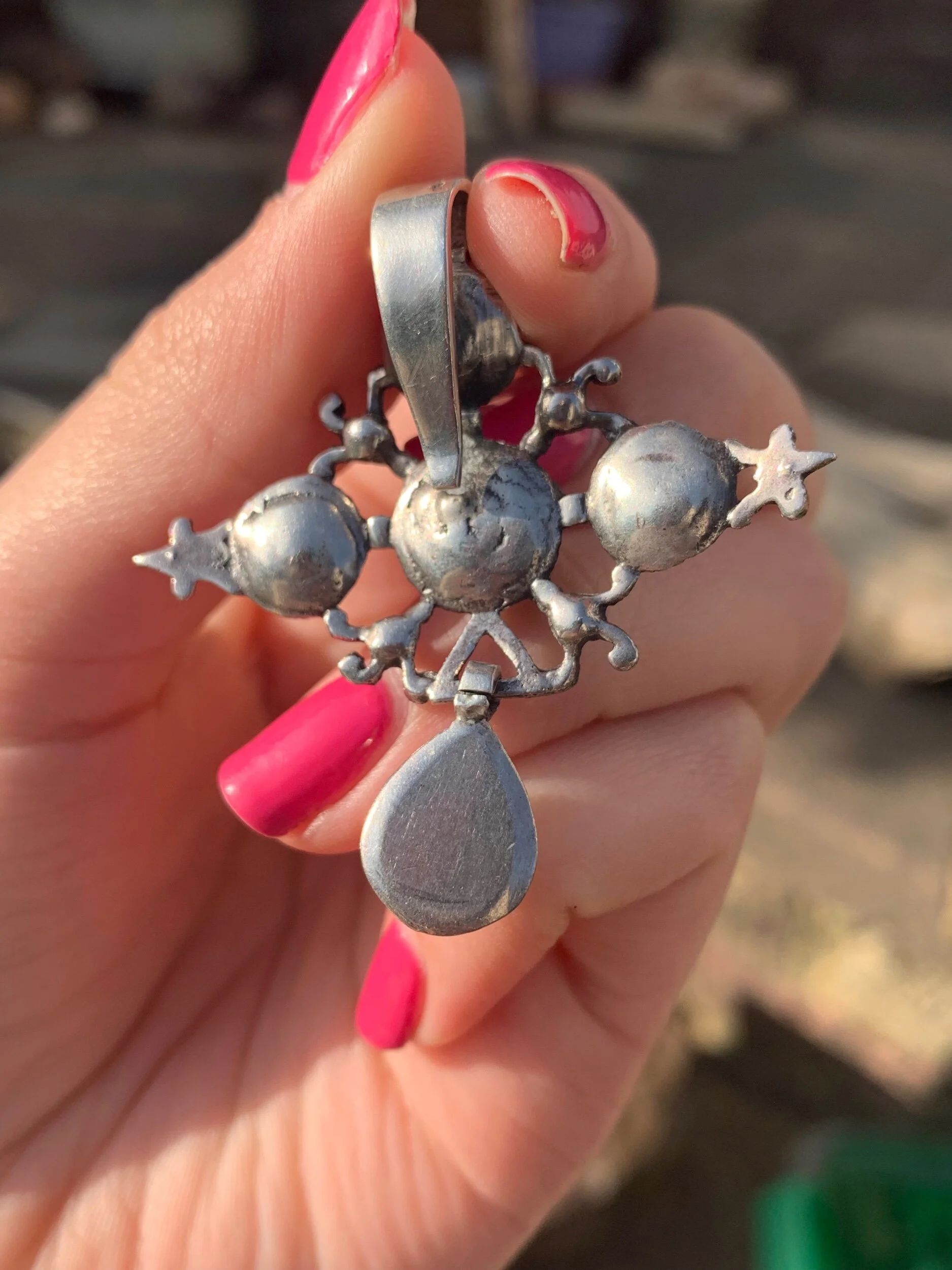 AB520133-D4B7-4835-9EA7-8BF3F7FDD219