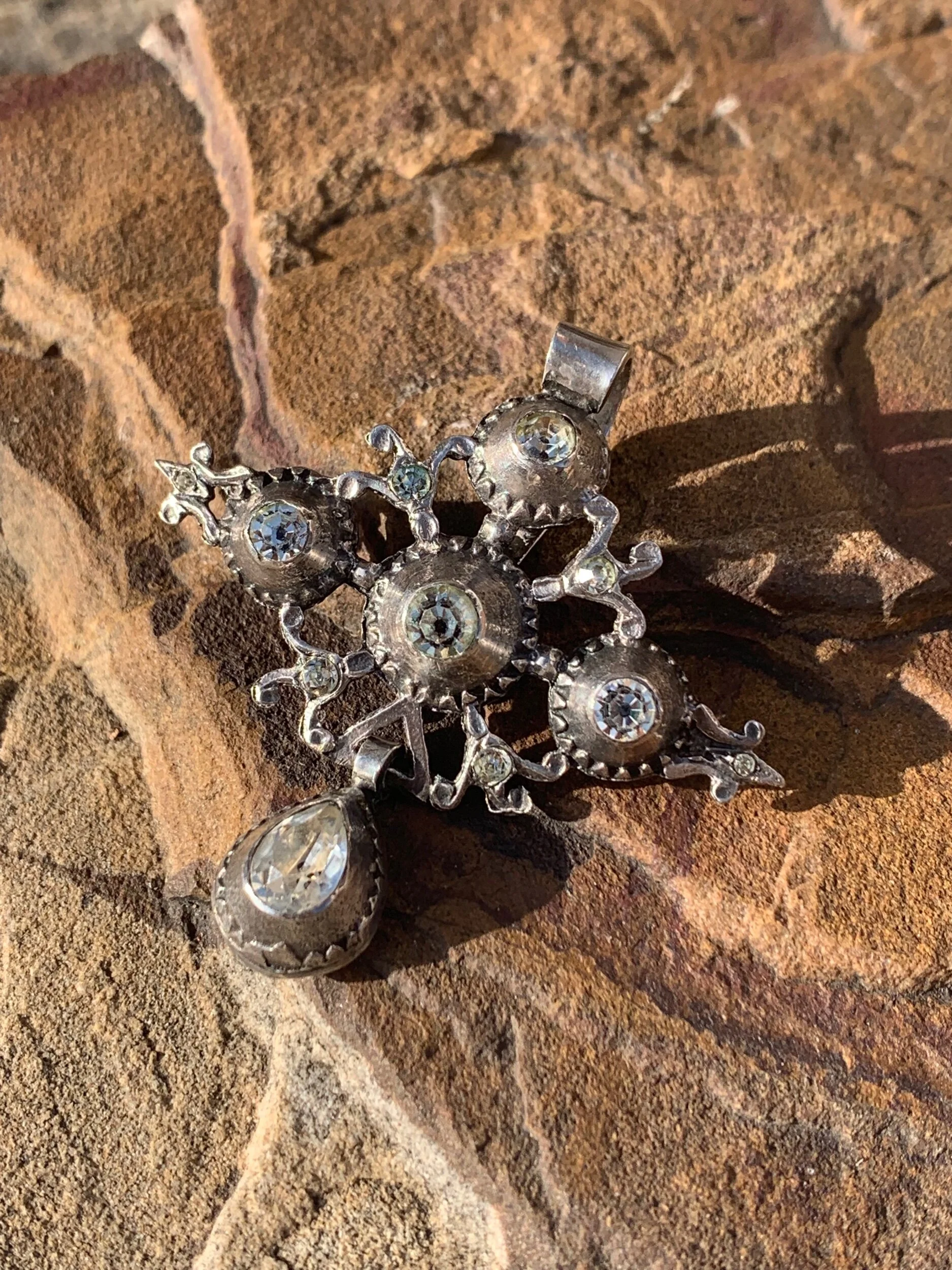 0E11920F-16BF-4875-9477-960D1E6A0F19