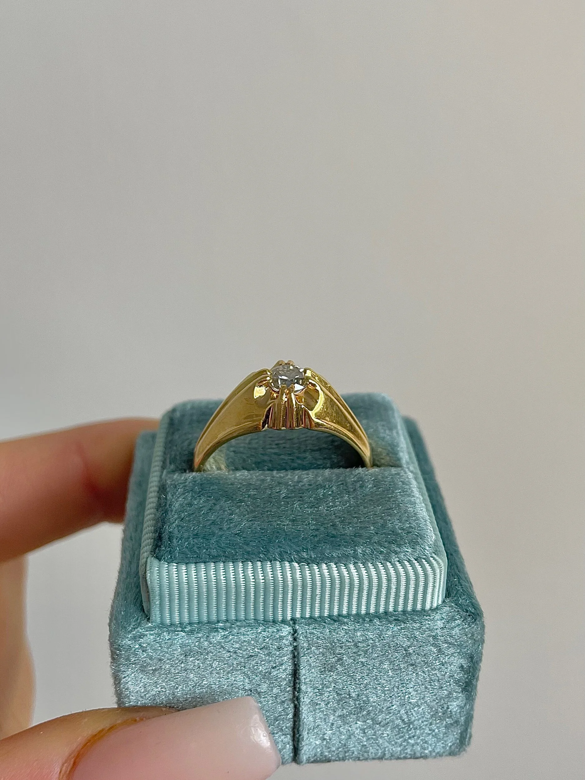 B81D4342-F82C-4577-B8CE-9B04E4AEED80