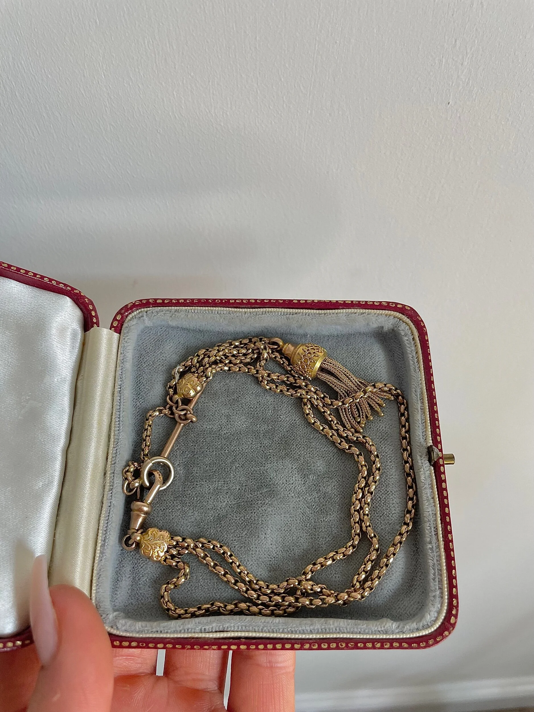 E9411B09-CD52-4A23-81C8-461FF4B9AA96