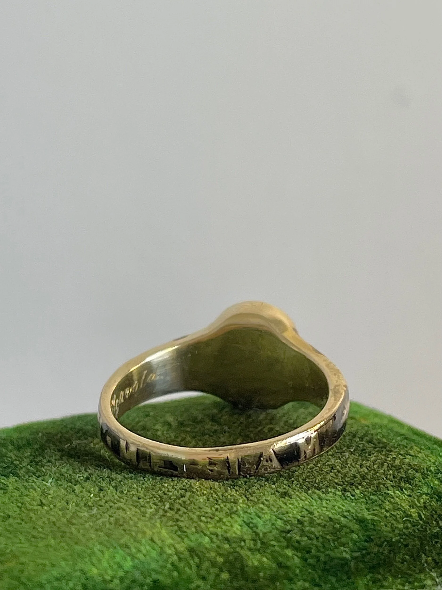 CCF2A77F-4967-415C-A4BC-55B670F2D131