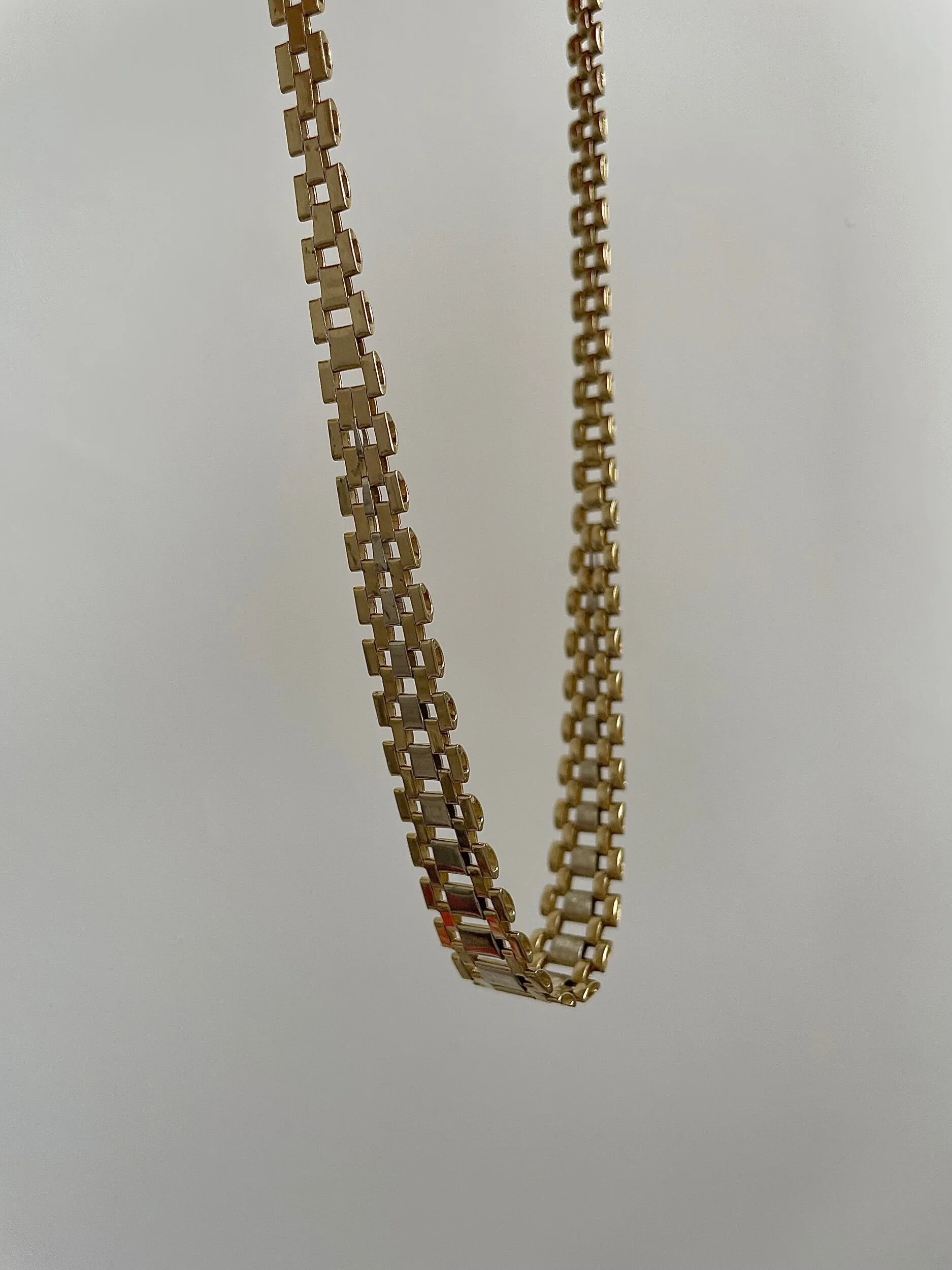 27759AF1-6C85-4E85-B15B-FB8BF7382855