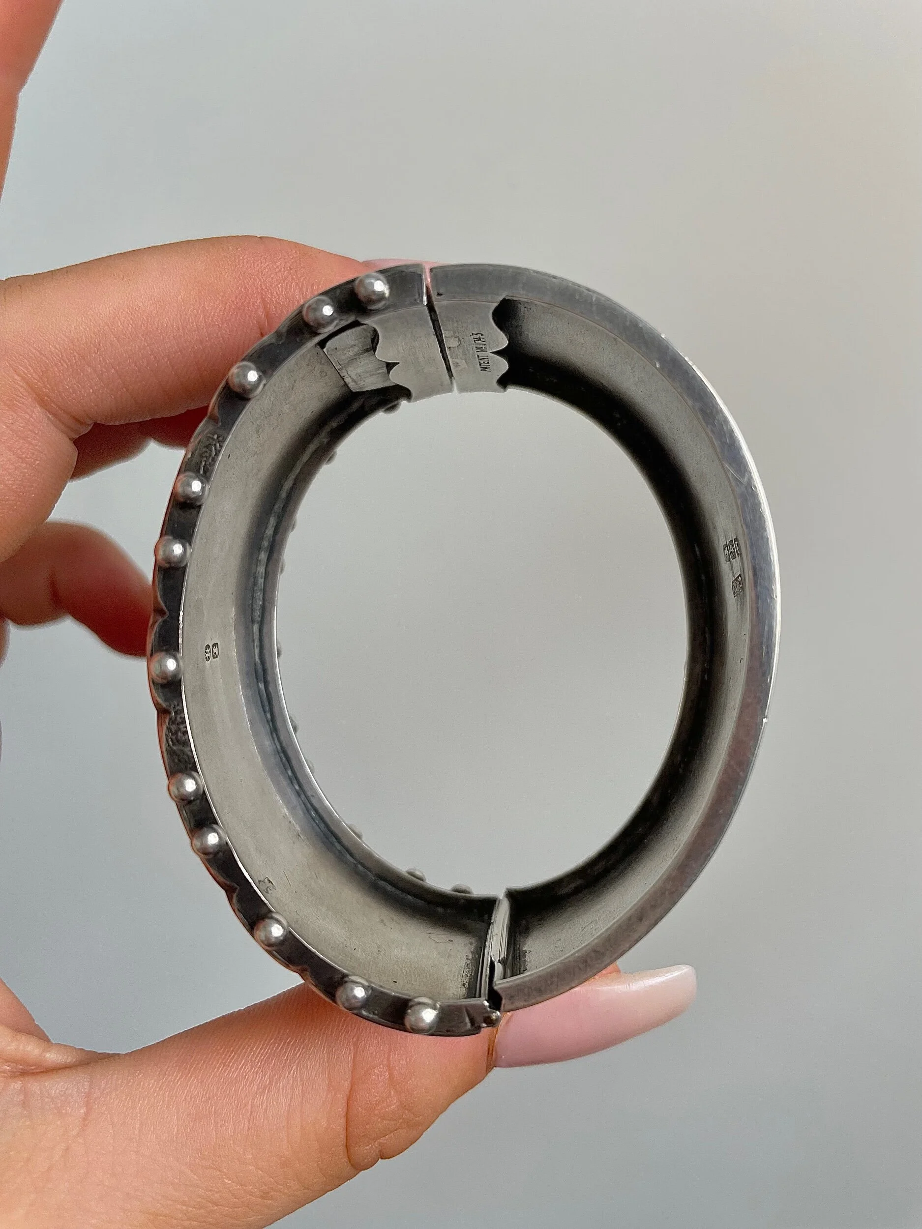 43361F75-5FEF-4C19-A8FA-E55E135DECB8