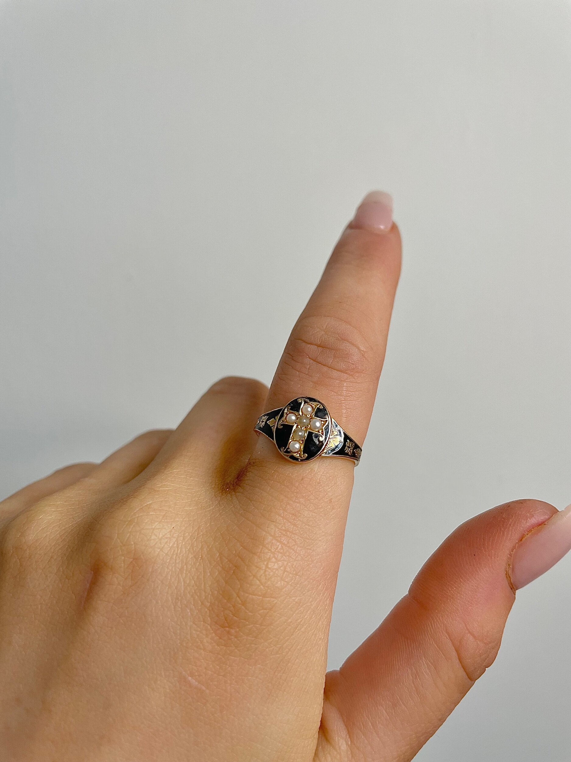 20F4C087-CFA2-45CF-AB38-59DB1FC716A3