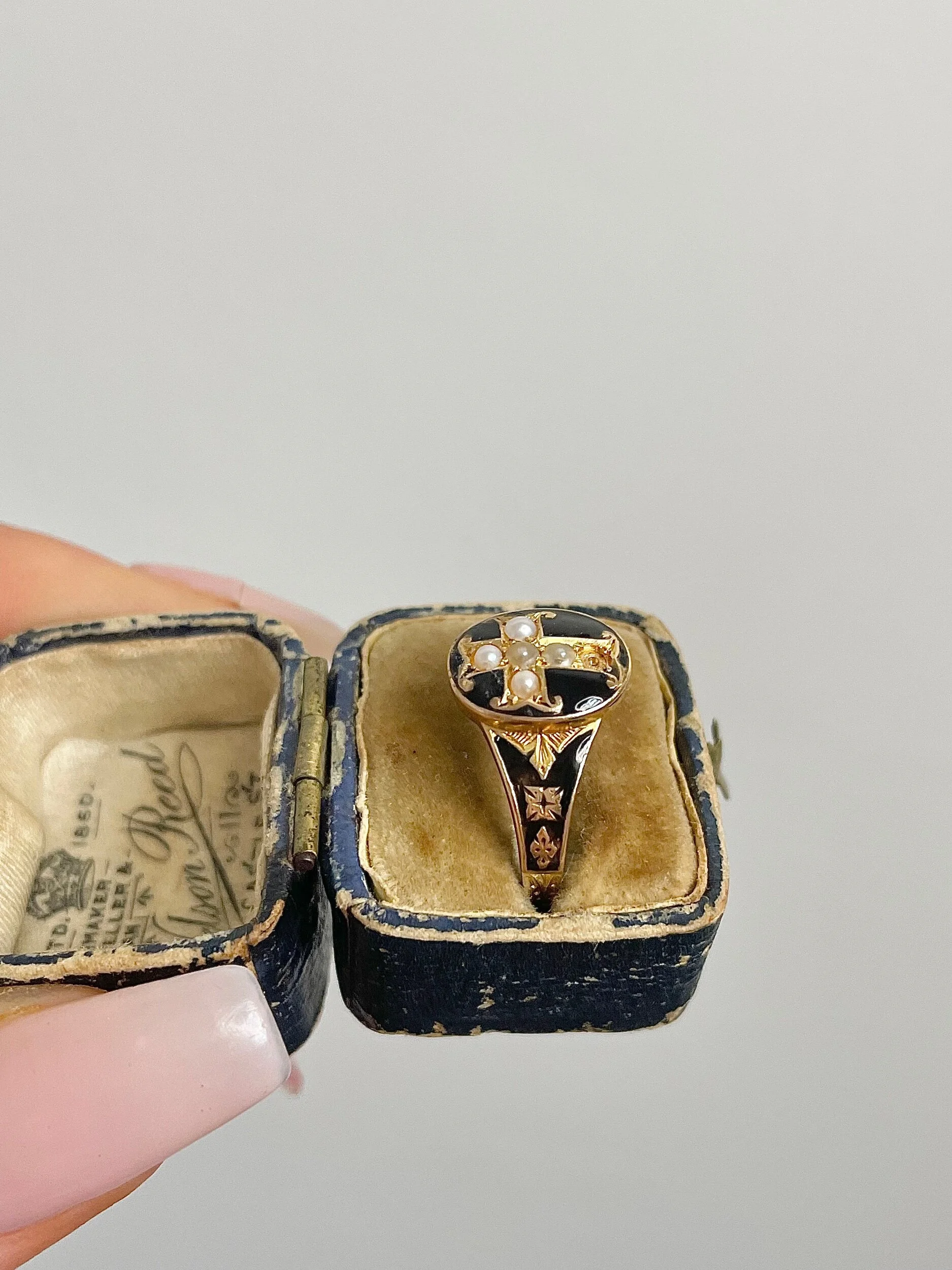 41CE63DE-71B3-4172-857C-CDF2A1805382