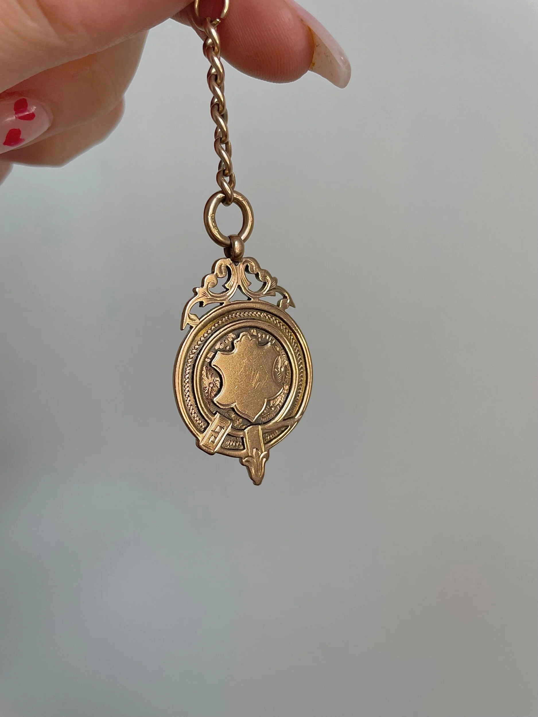 1F5C0033-7B05-4C16-8745-9964240ADA3F