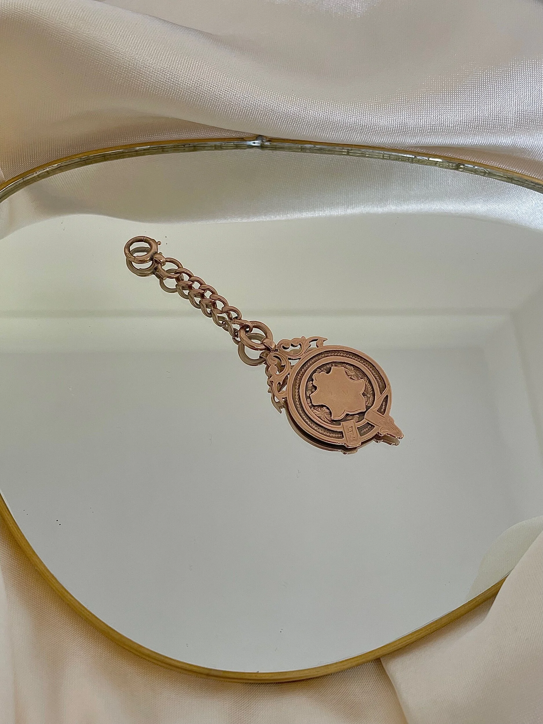 298D33F7-1593-4FC5-A4DA-B09BDF176236