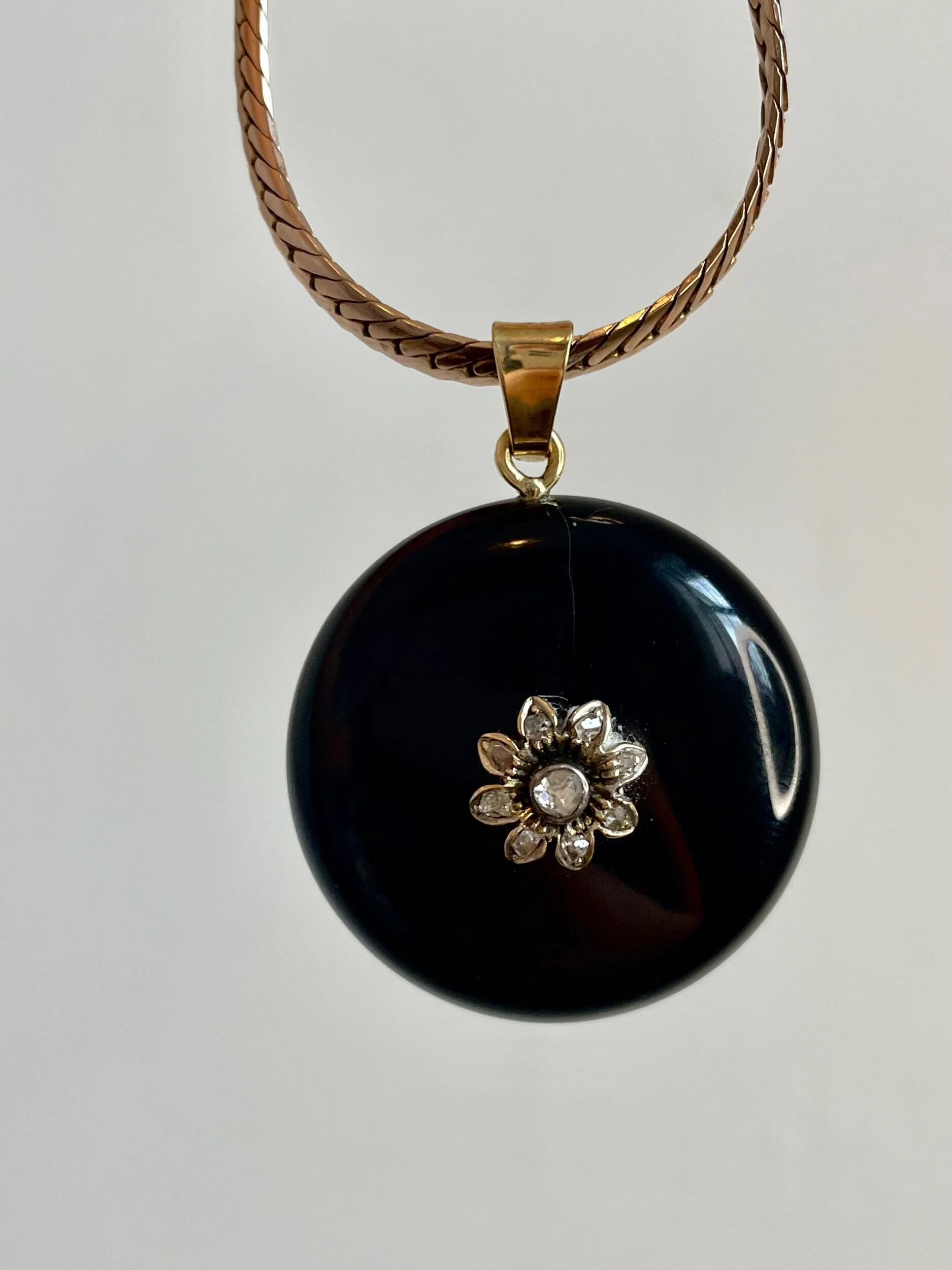 00496679-BEF4-4229-8A52-9268F69F4A5D