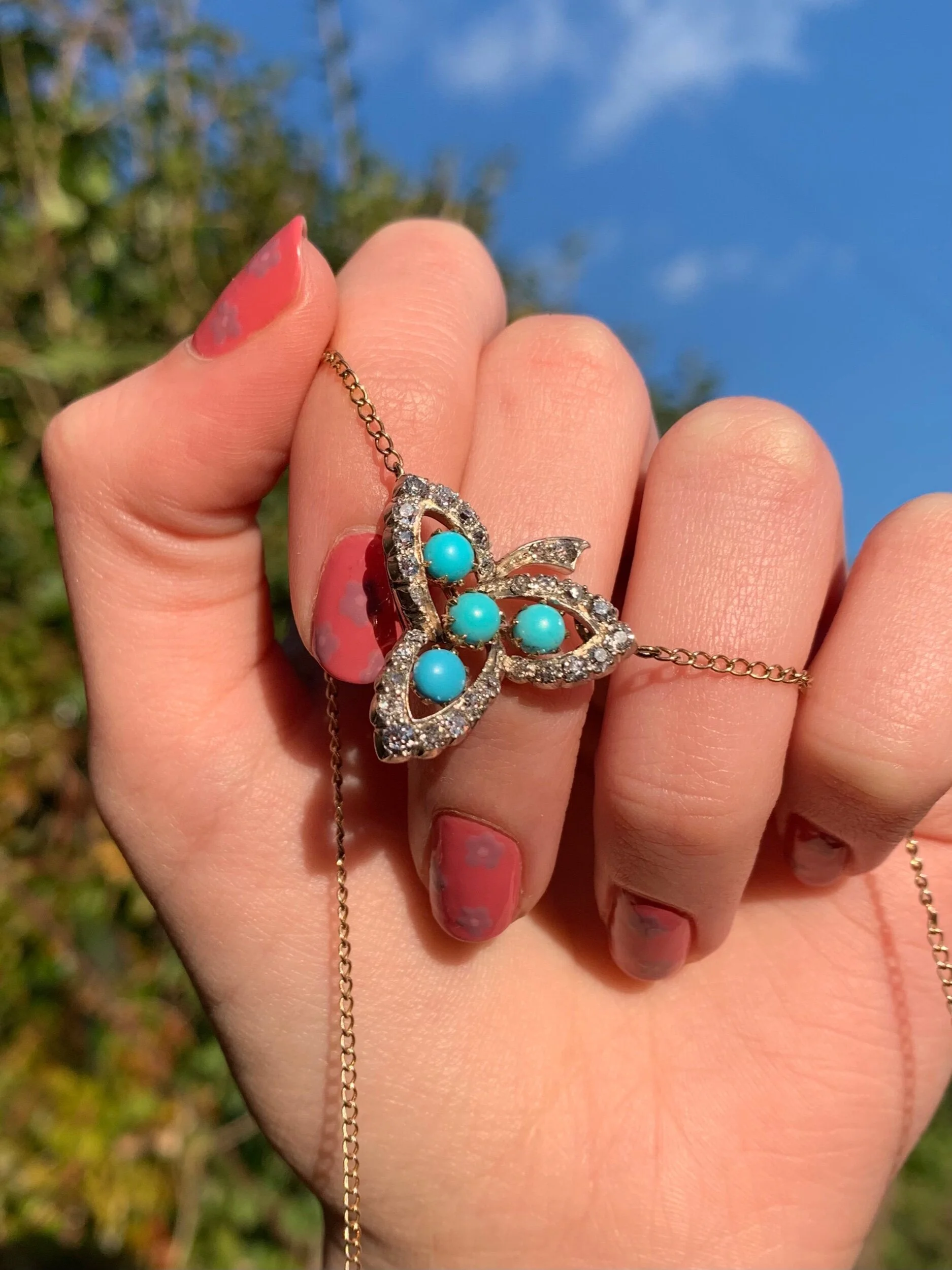 051374E8-88F7-444D-B6ED-3962A1ADEC9F