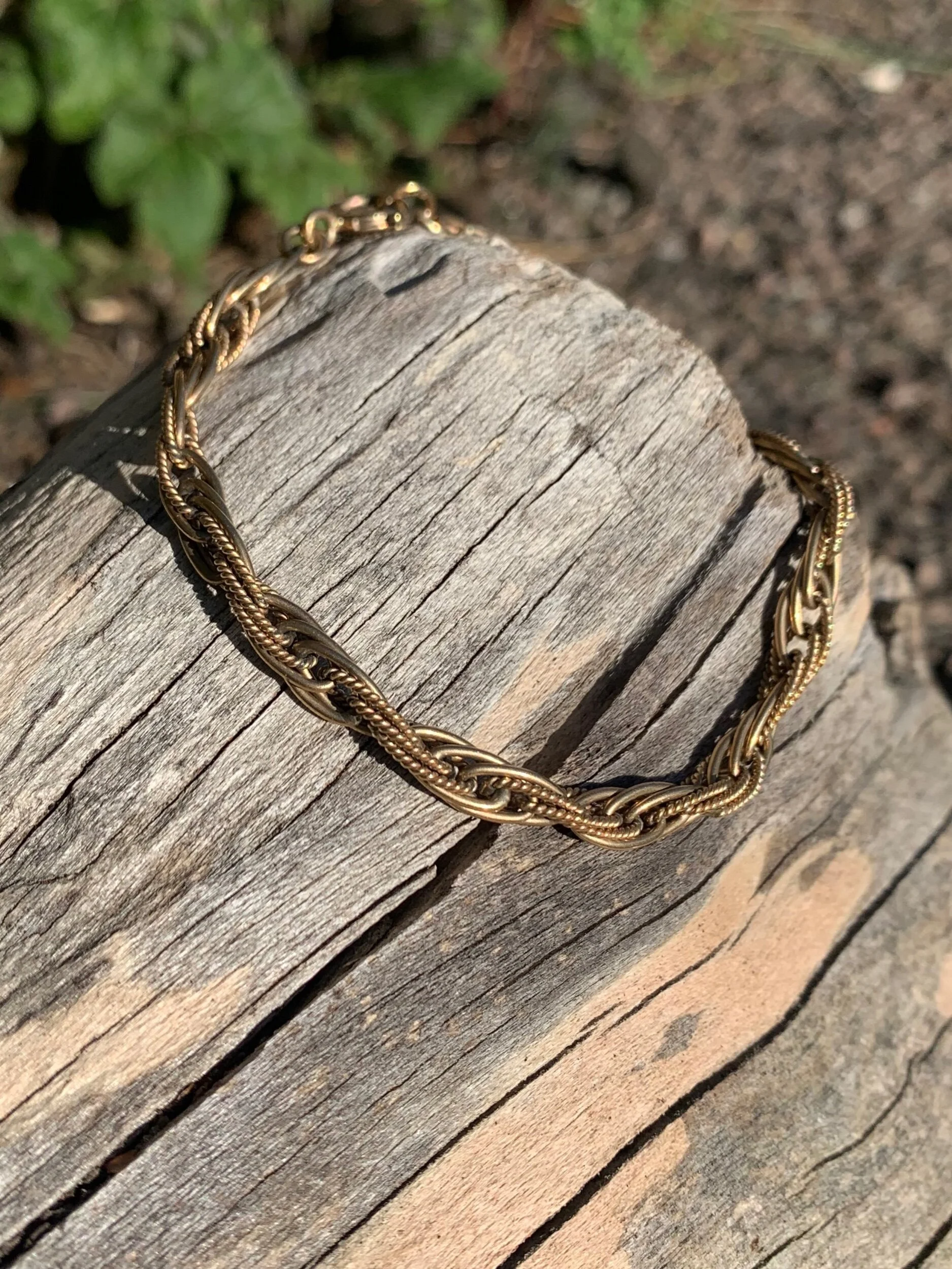 DE25E26A-548D-4949-A66A-DAF7152FA1A7