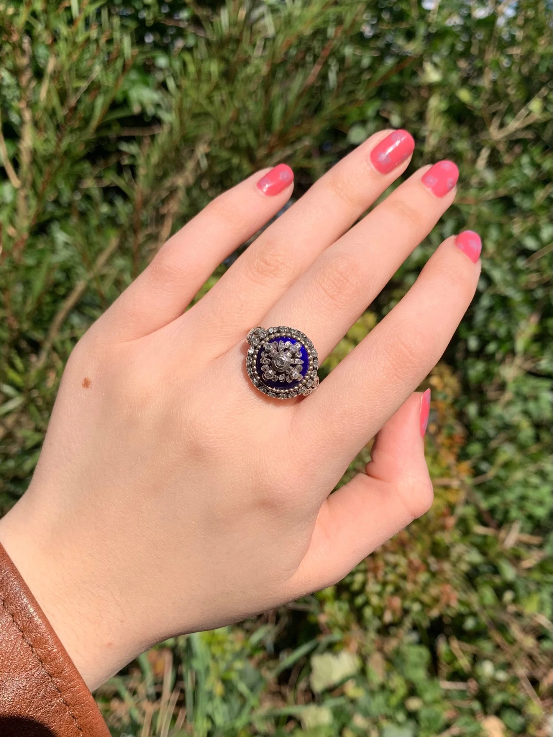 4C145510-0CC7-4FA1-944F-38AF1ECF5BC3