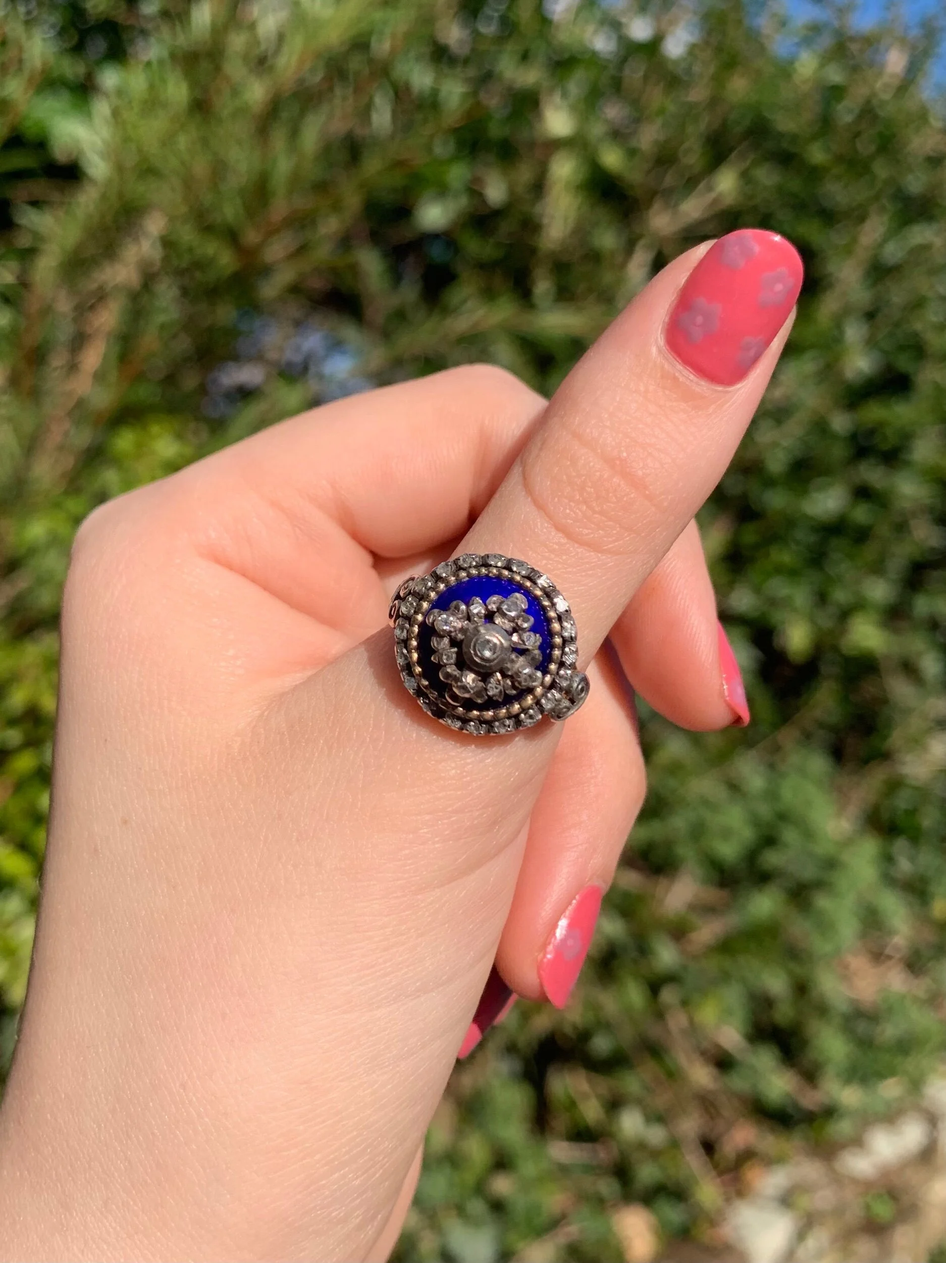 603F72C2-4CE9-452B-8906-E80522C263F5