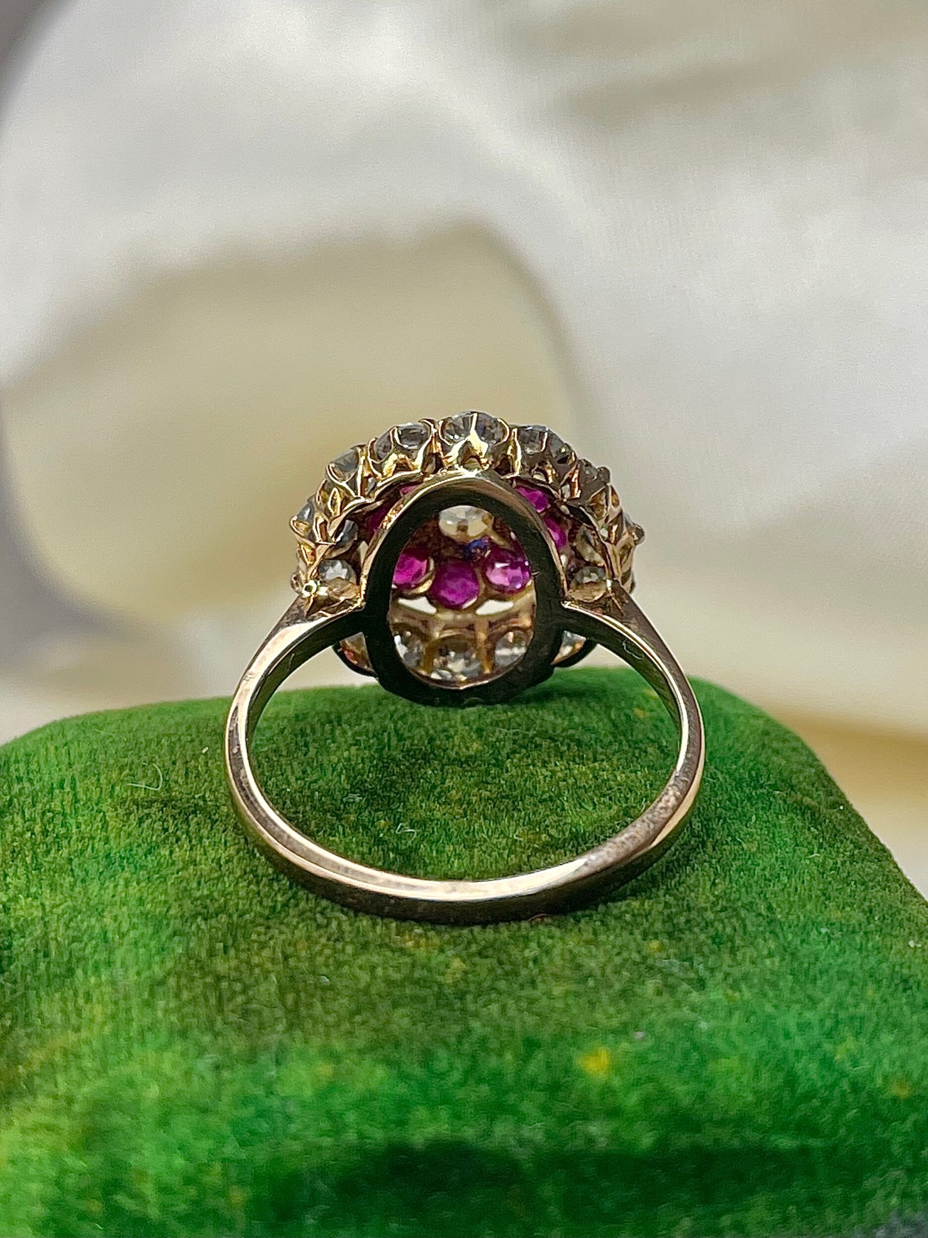 7E35A409-35E4-4AE5-8021-6826B1EE3ADC