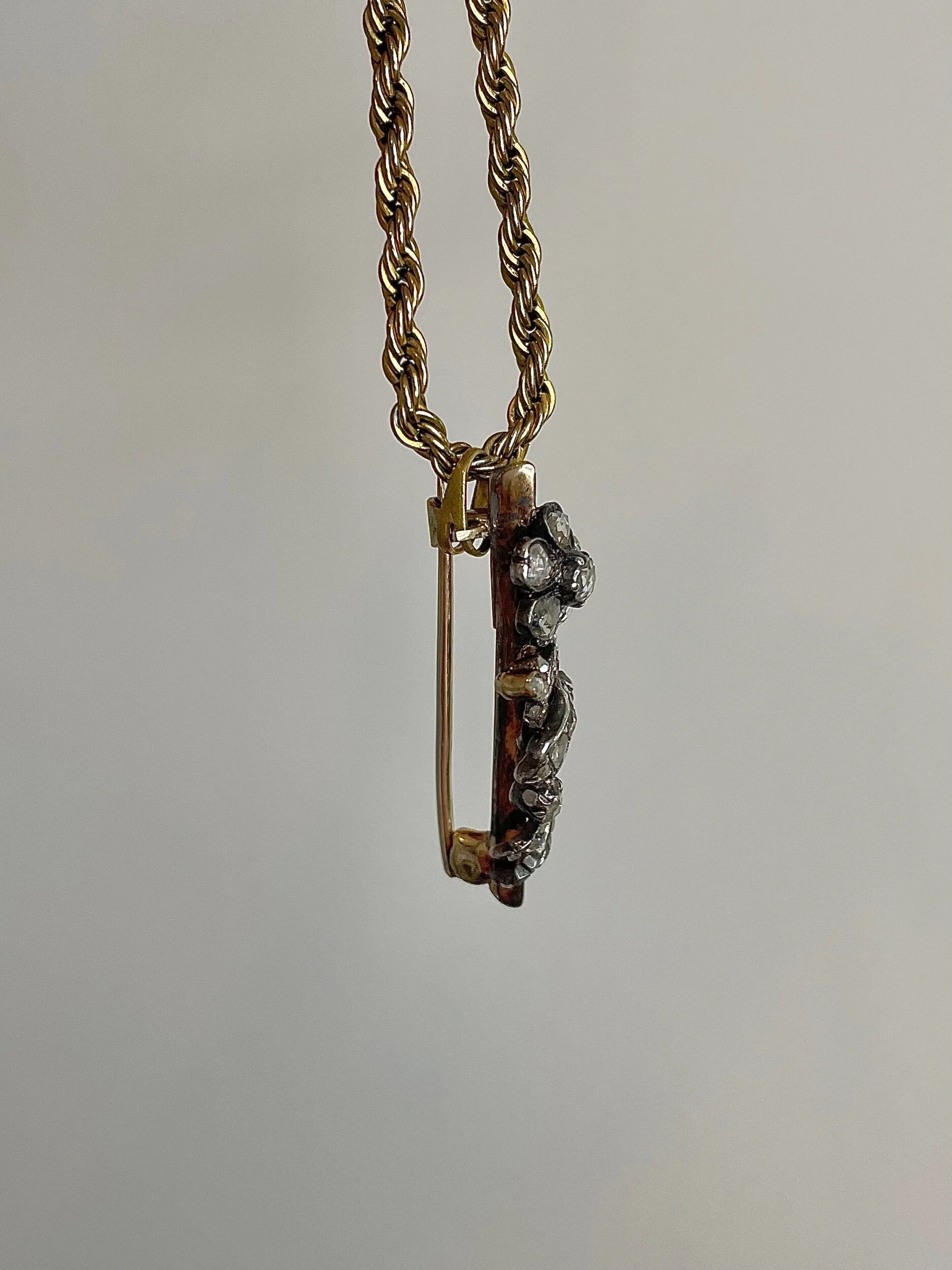 A198C0D2-6090-4036-BFCD-7A1EB17859BB