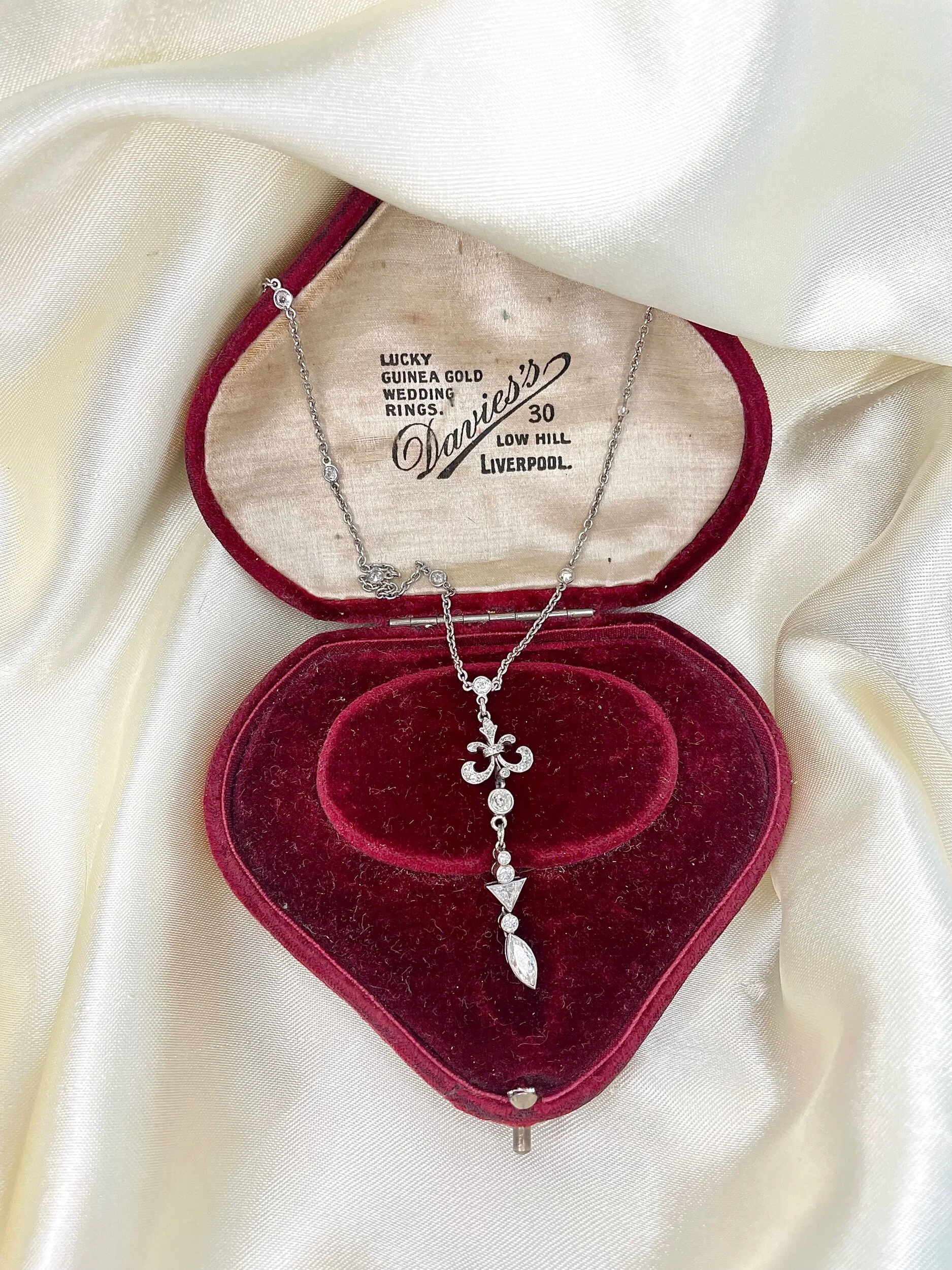 1A22795B-EE34-40DE-AEBF-4BEA4047DA01