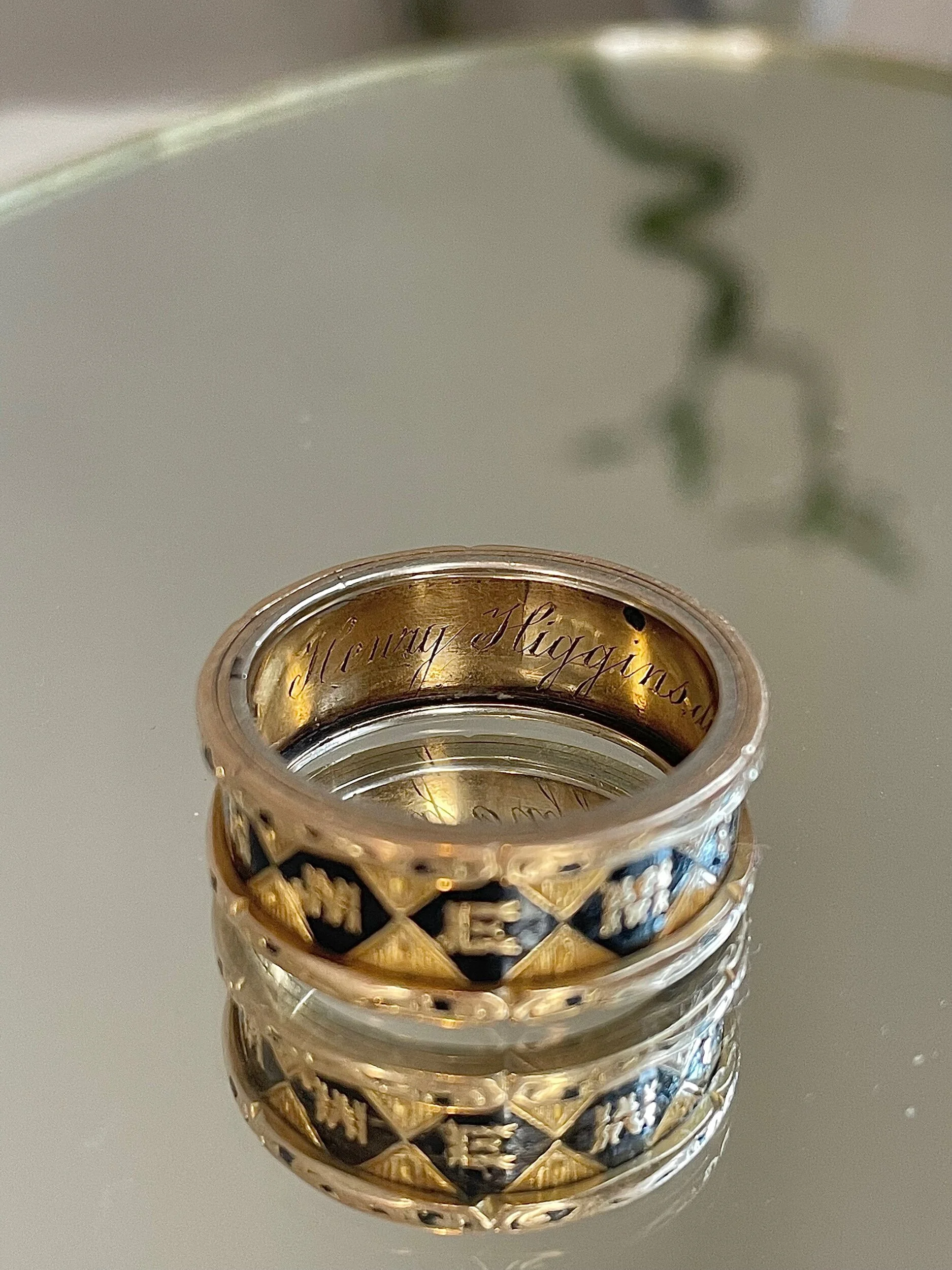 0415681C-DC37-4206-A106-EAA6F7BA6A27