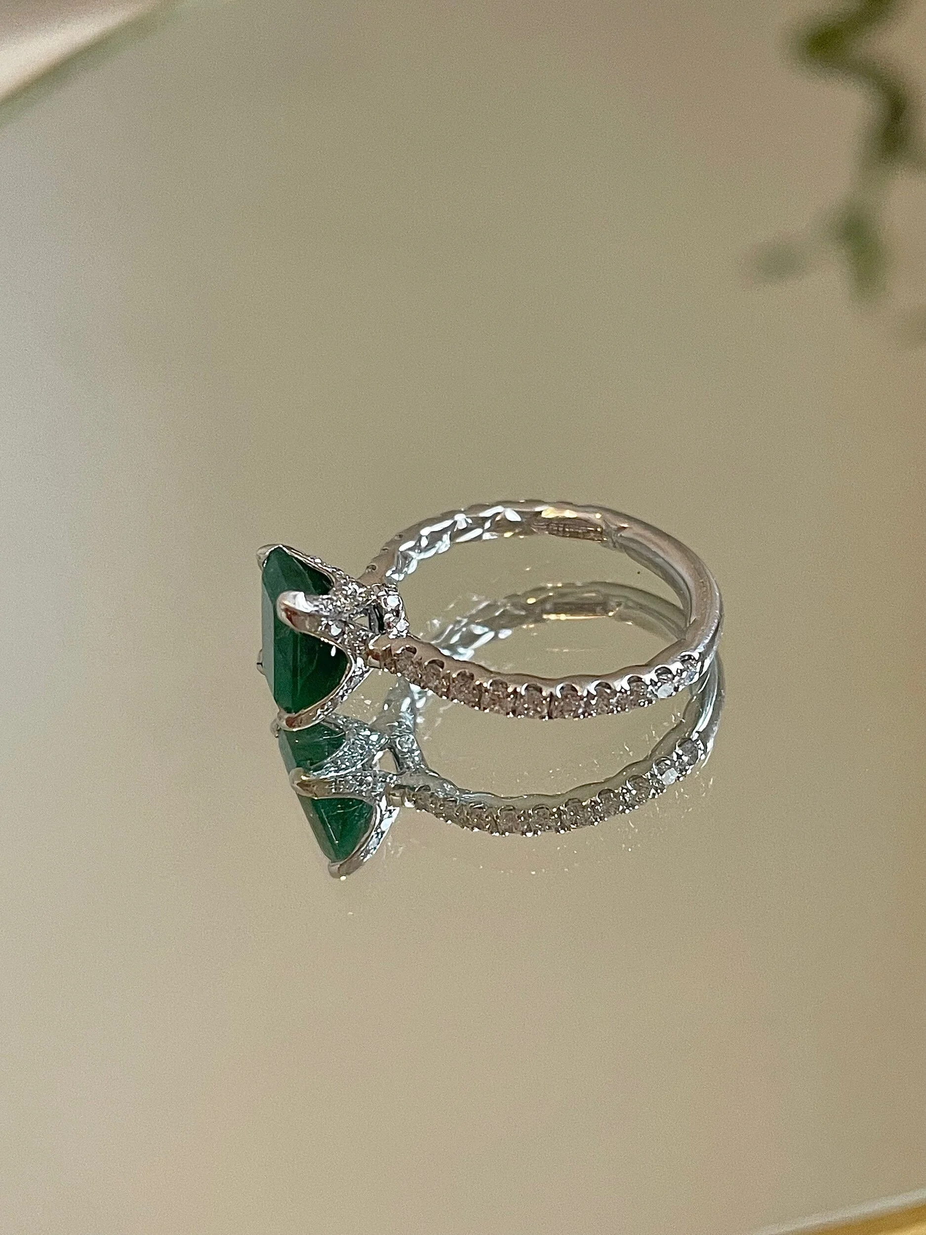 DC90128D-8967-4BC0-A139-4489D014BC12