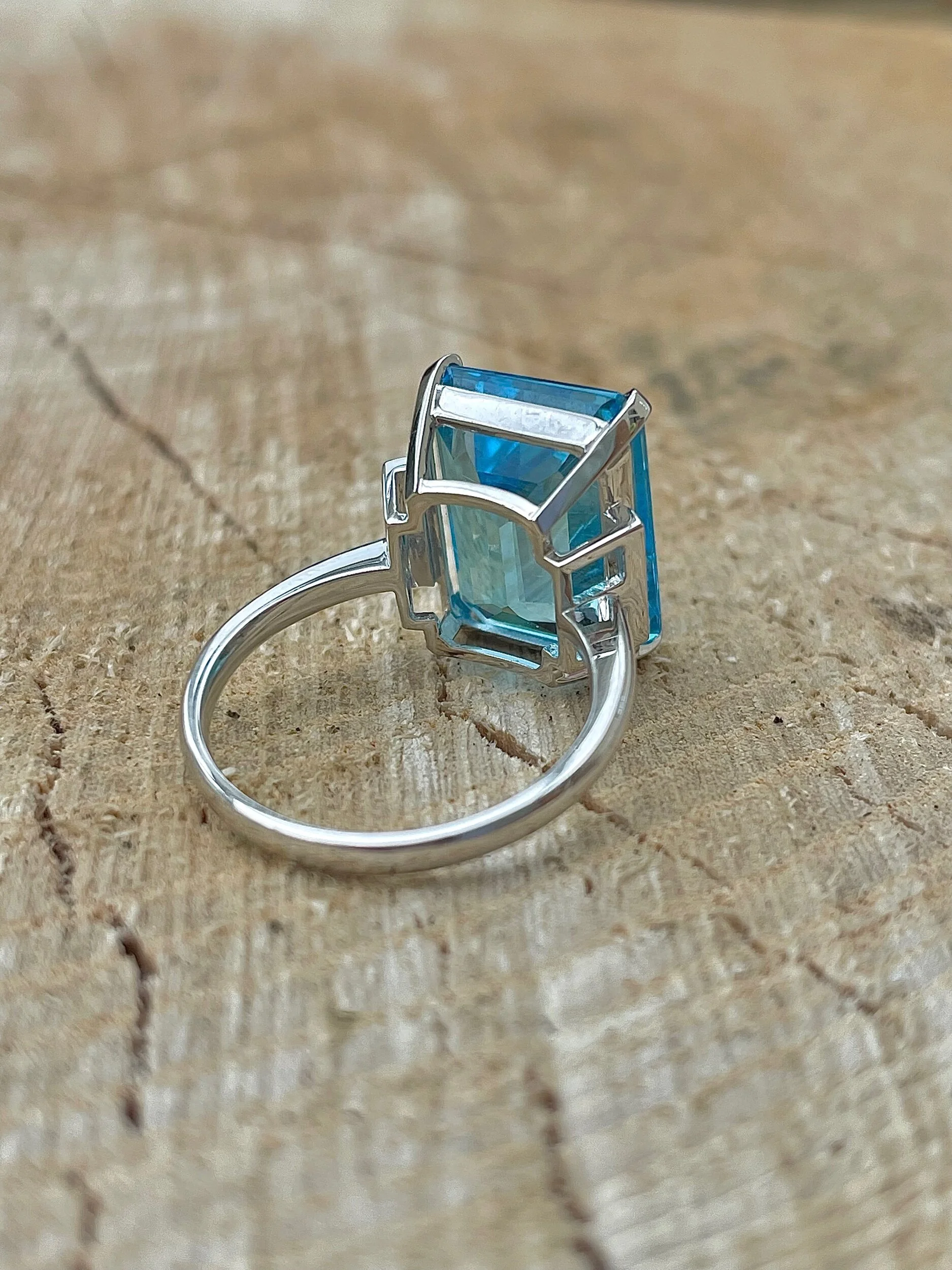 F1265EE7-DAEA-43DC-BF7B-EFF99EDE5E7E