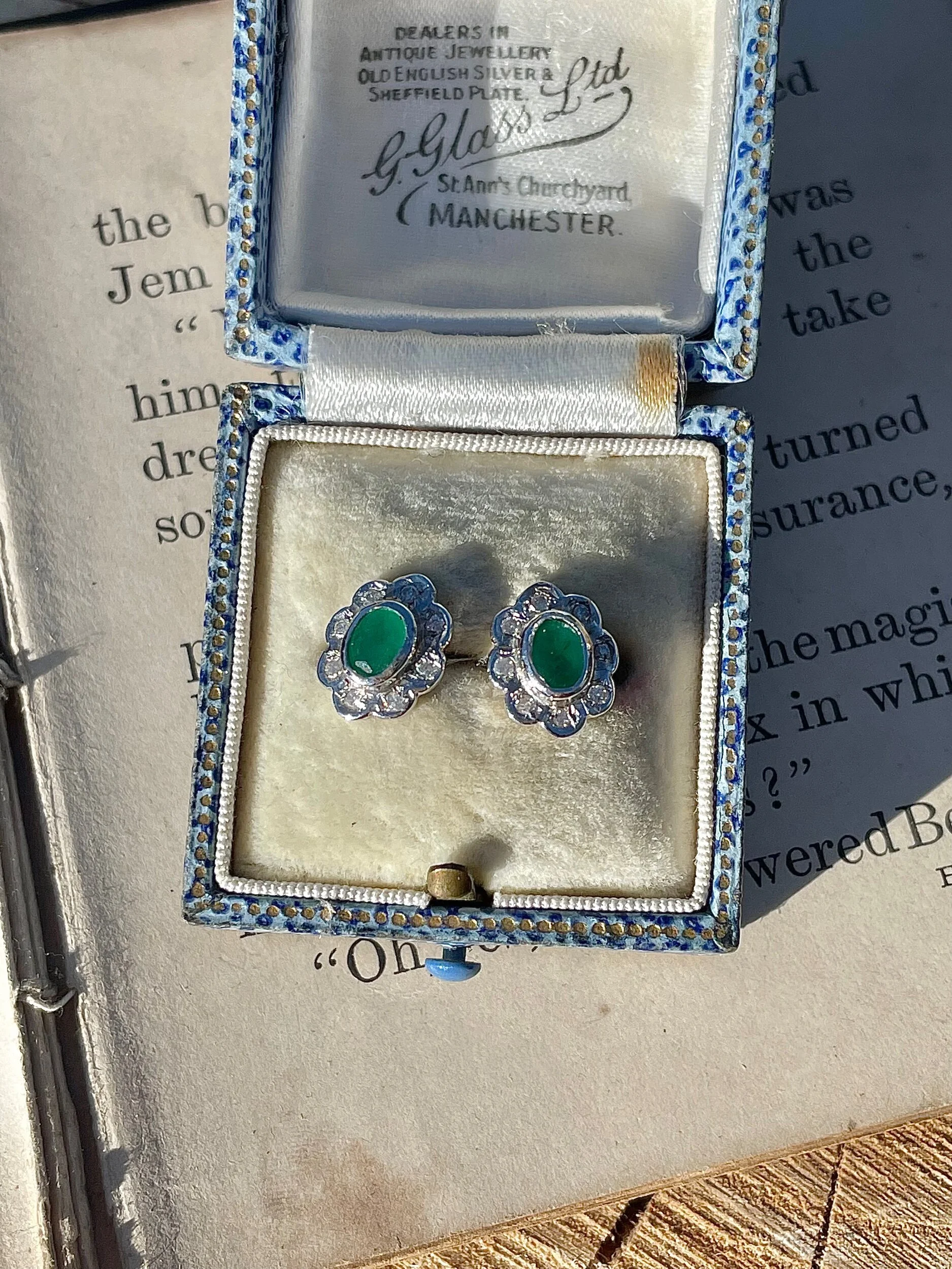 EAE8D63A-0D34-4E06-8FB2-C71B0801D7AE