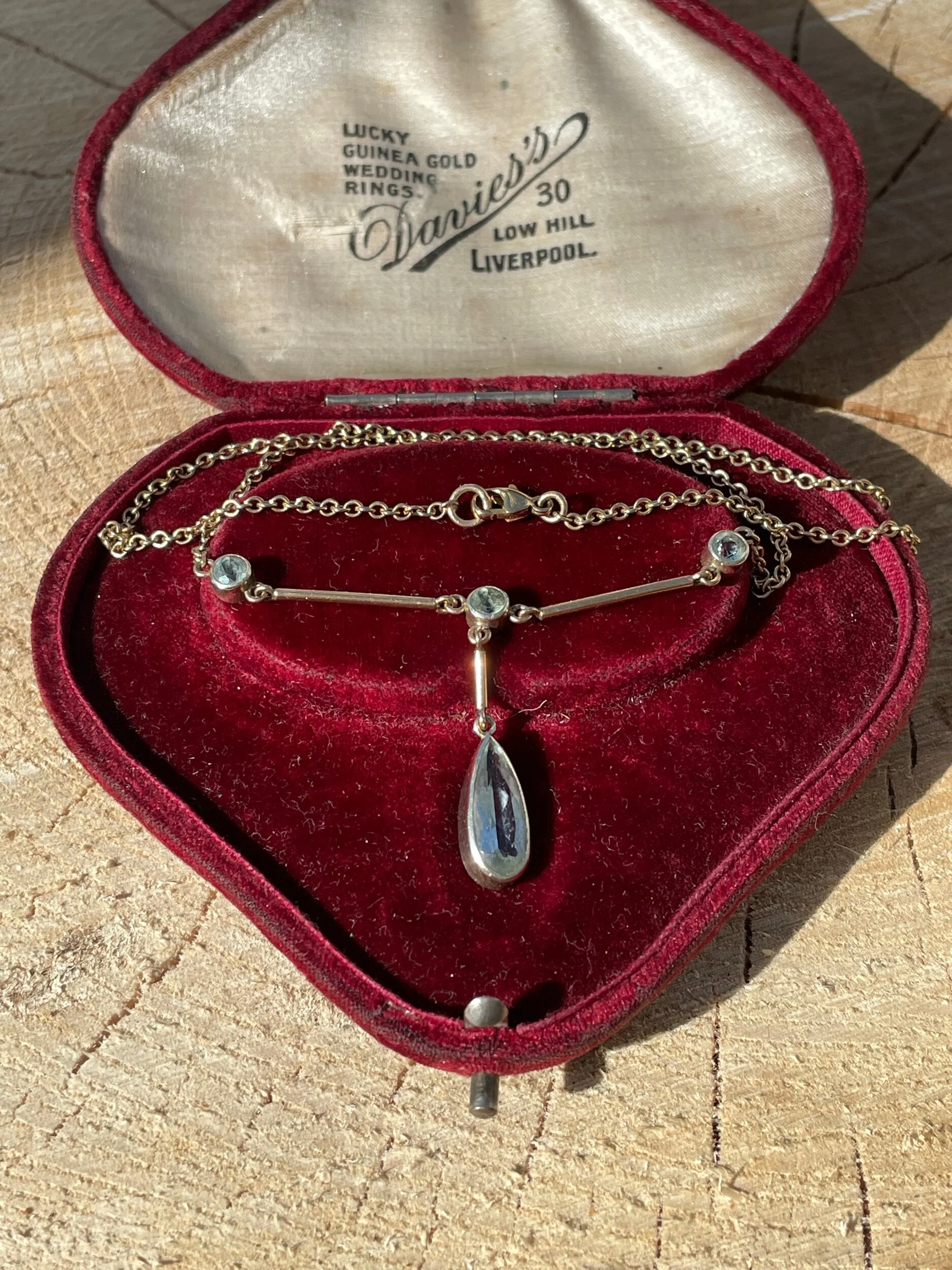 76577827-E39B-4941-964C-7D16FBEEC53D