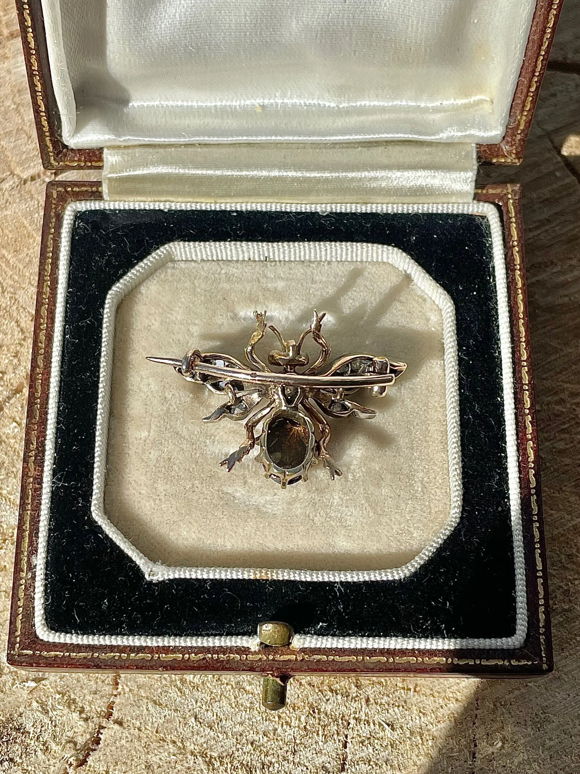 9F0DF2F6-2207-44EA-82B8-5F30822AD735