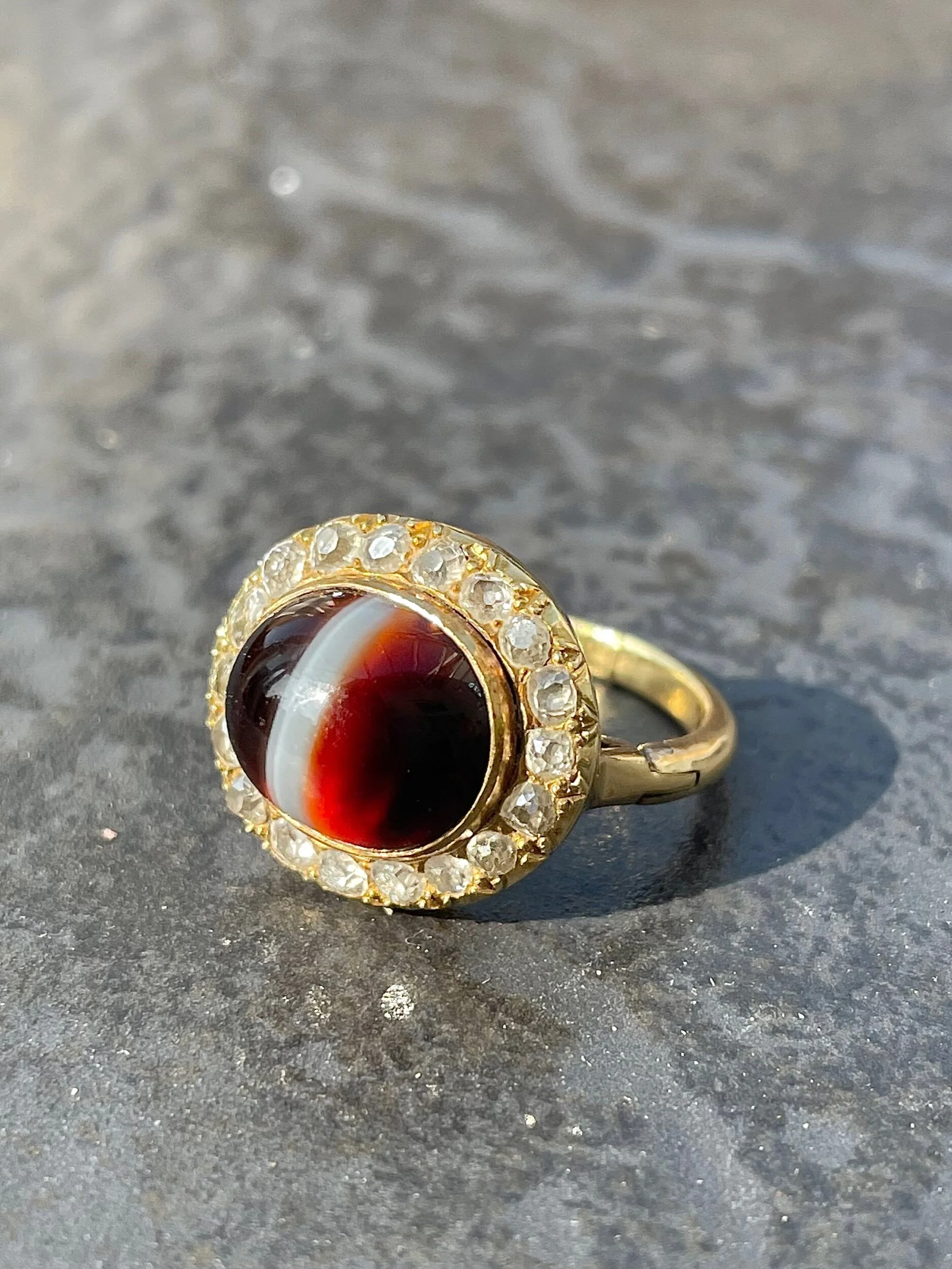 72BDFA5C-9754-4A67-BAC3-CA2E6F25F24F