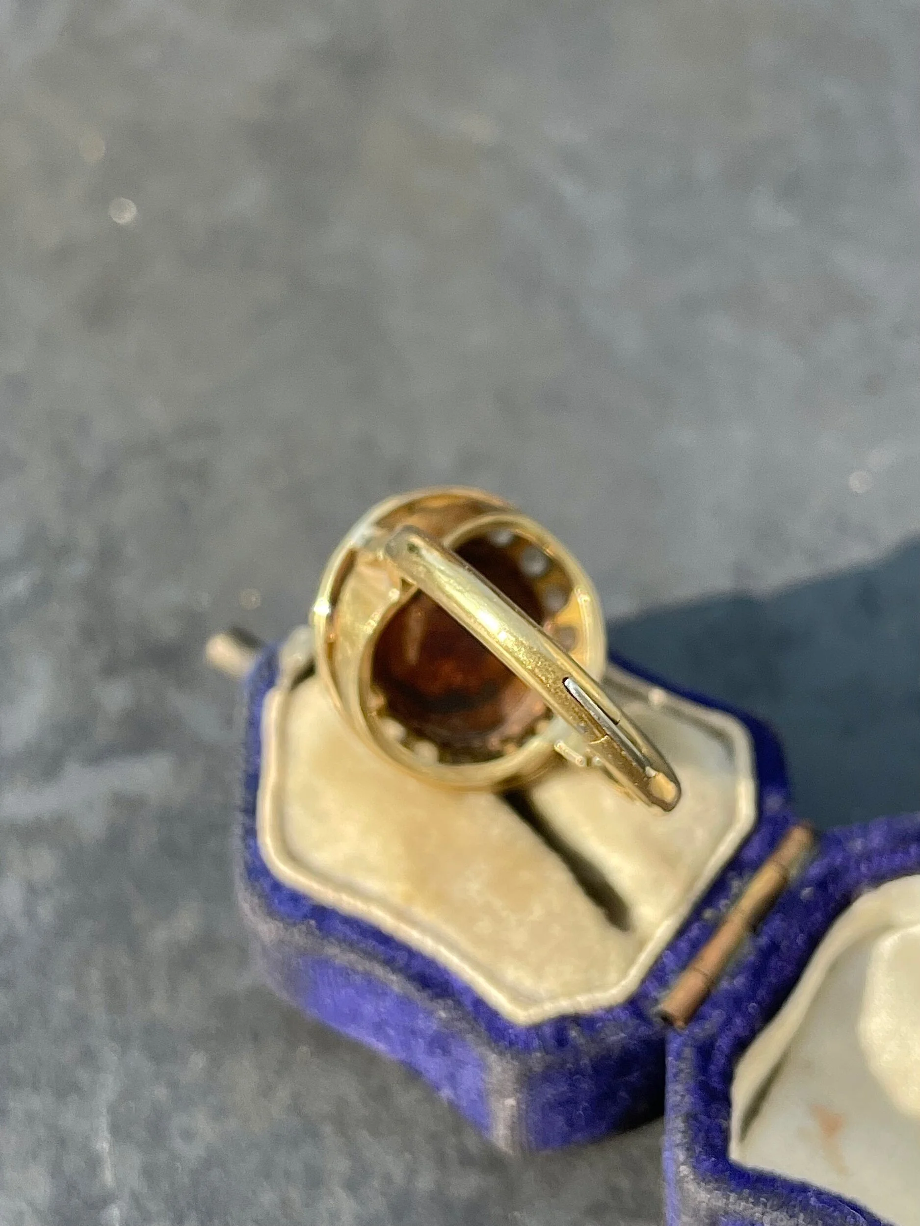 D6D4FE84-9F0C-4B91-B066-50BFBF15BAD9