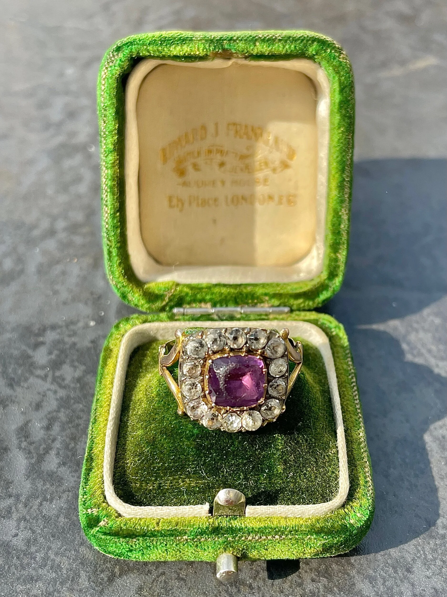 48226168-3F97-4E17-96C2-6C75F803E166