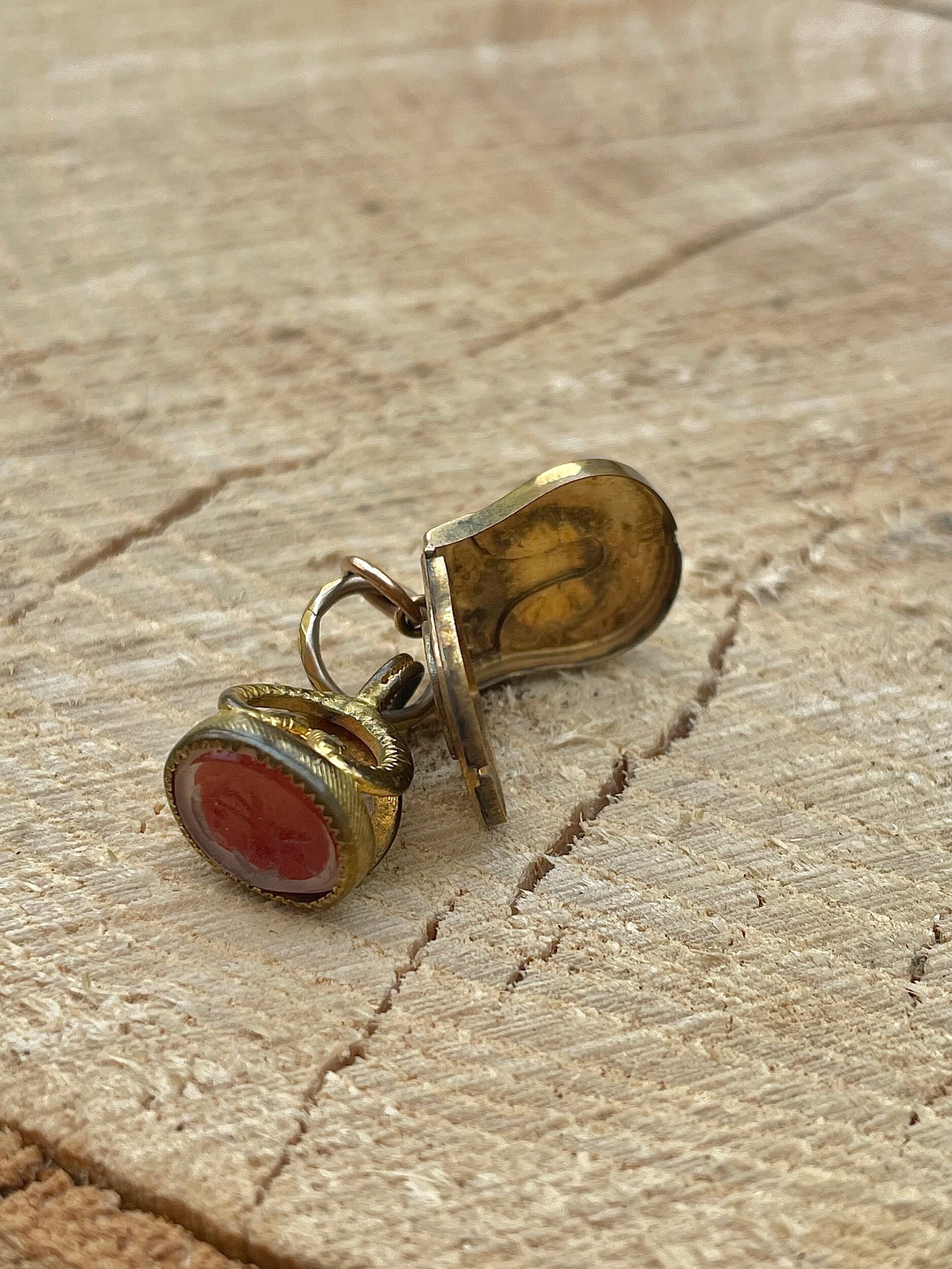 98C5B766-A1BF-4058-9B73-D8272942393D