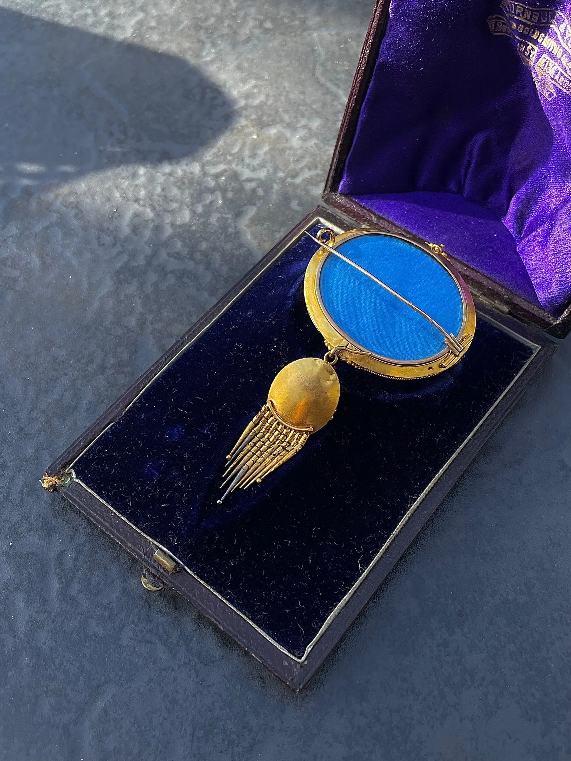 F2BFF181-FD5B-48DF-8BA7-2D9DFE2D350F